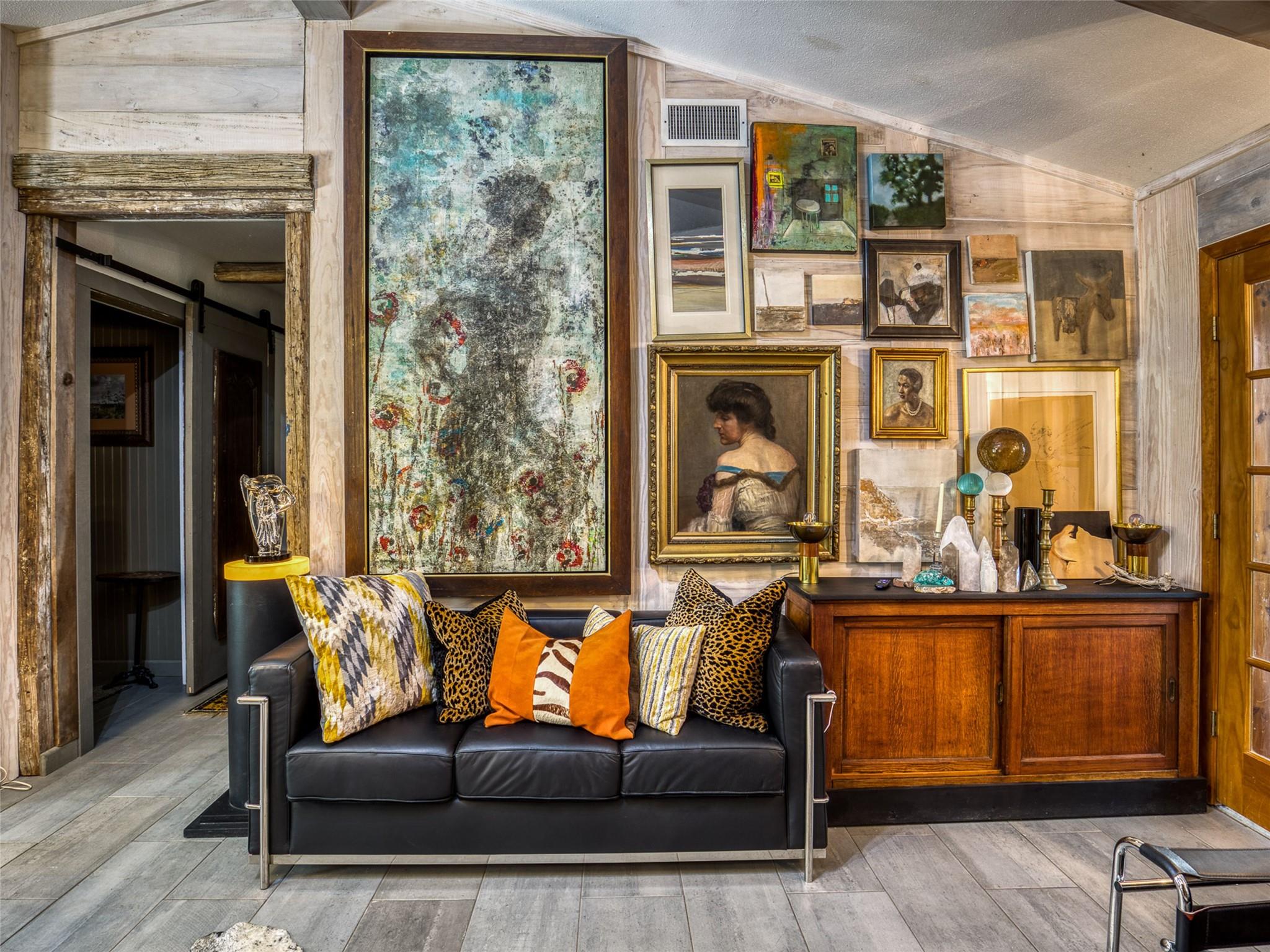 2105 N State Highway 237