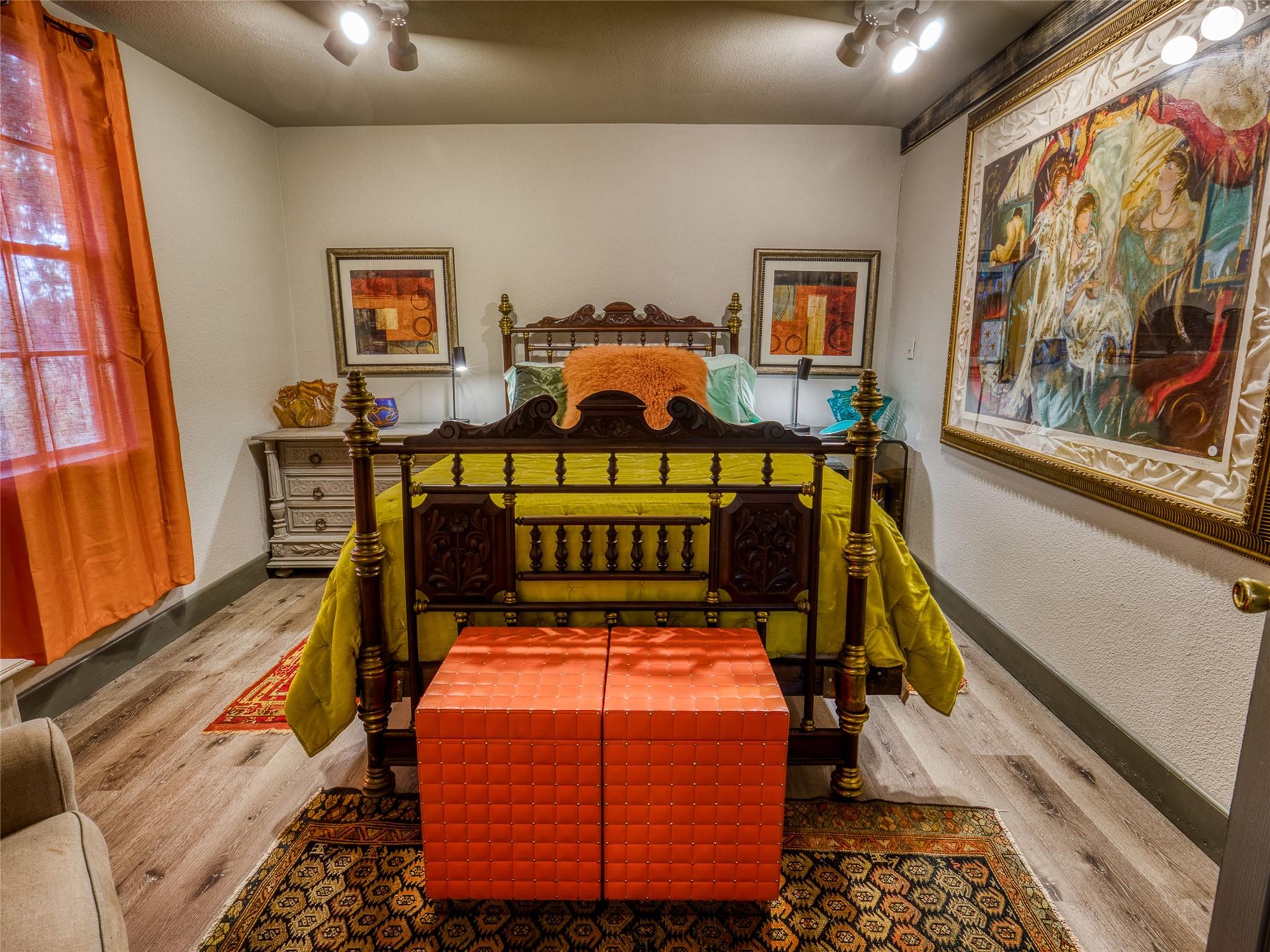 2105 N State Highway 237