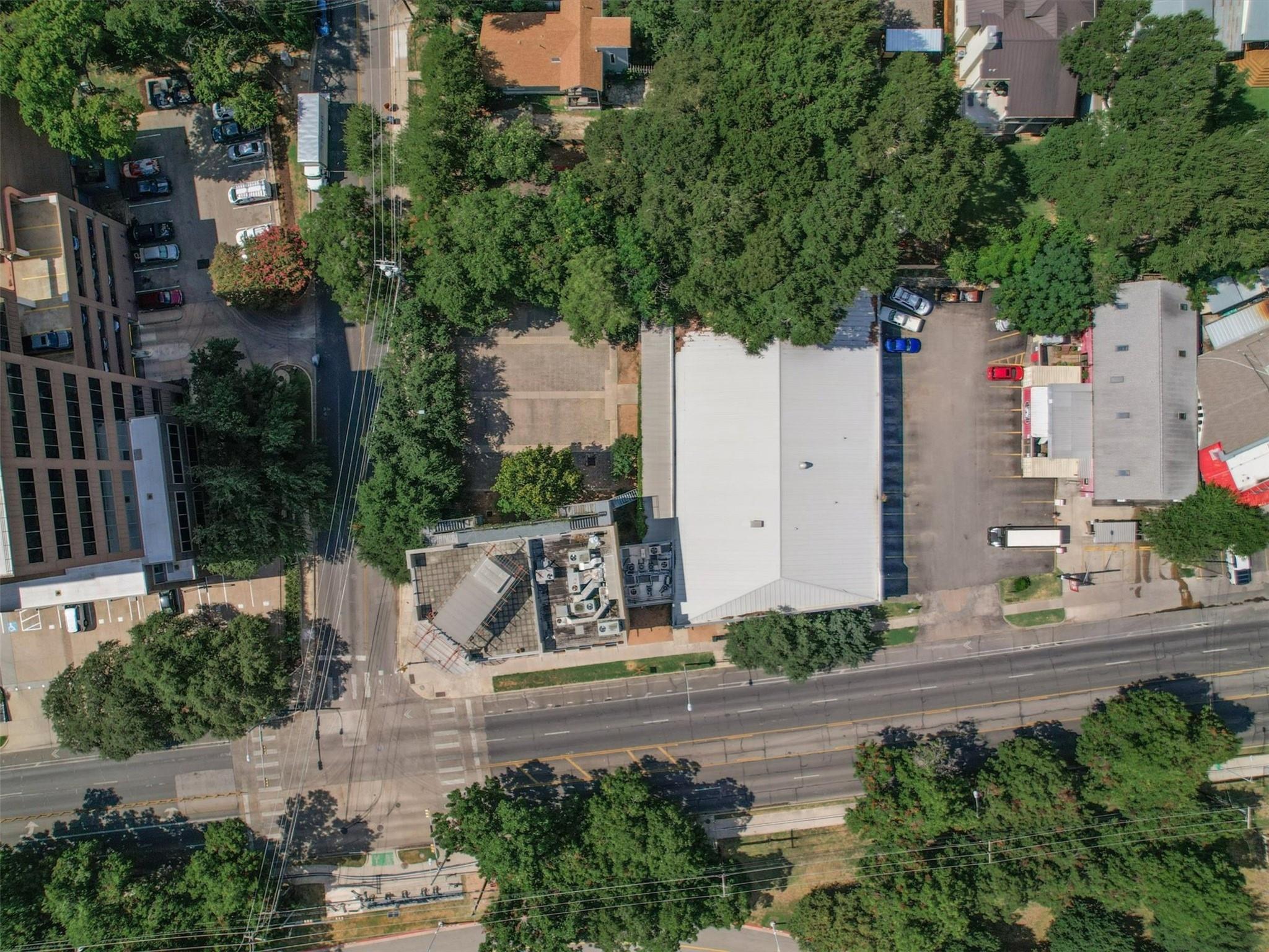 901 & 903 Barton Springs RD