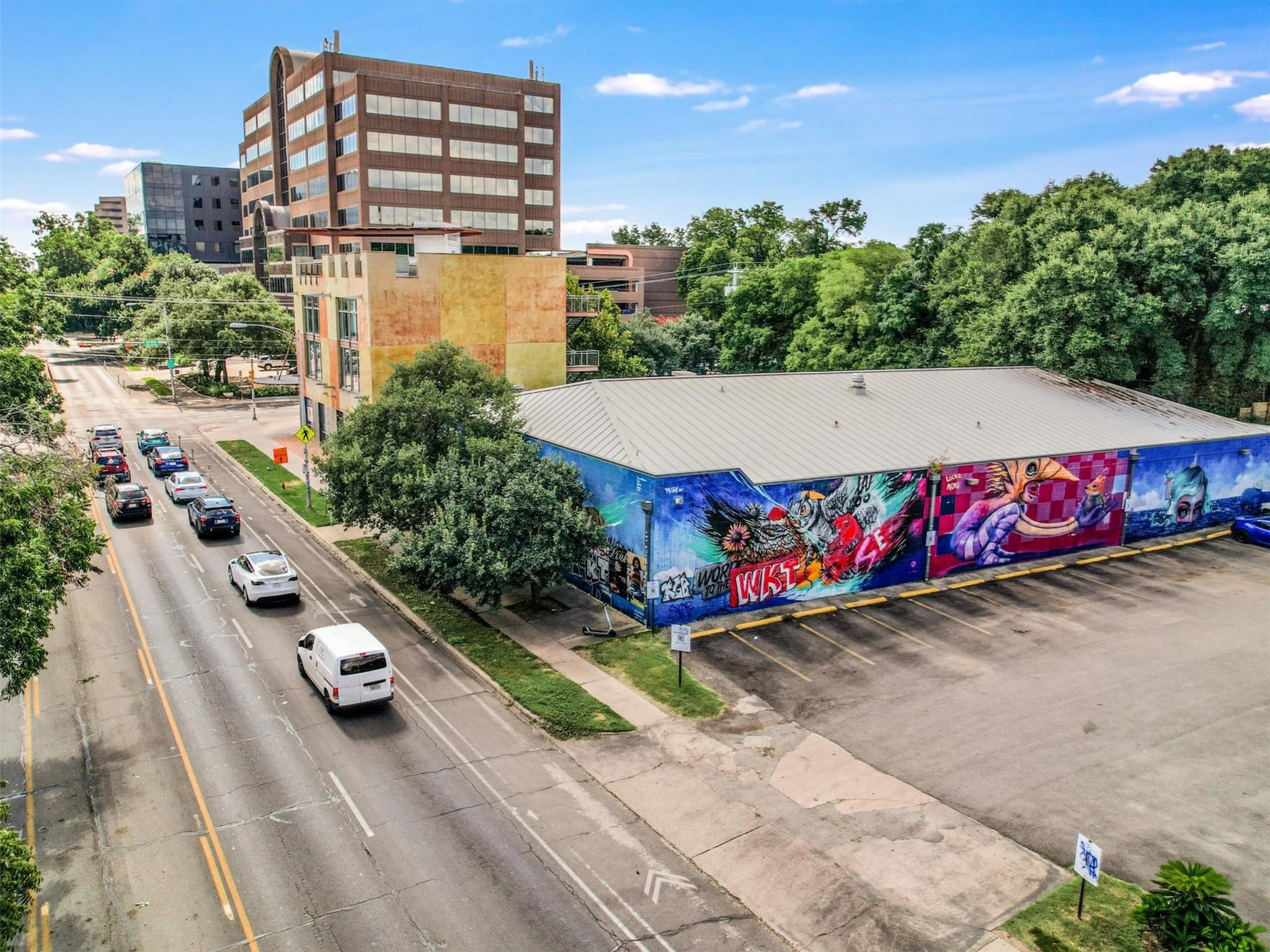 901 & 903 Barton Springs RD