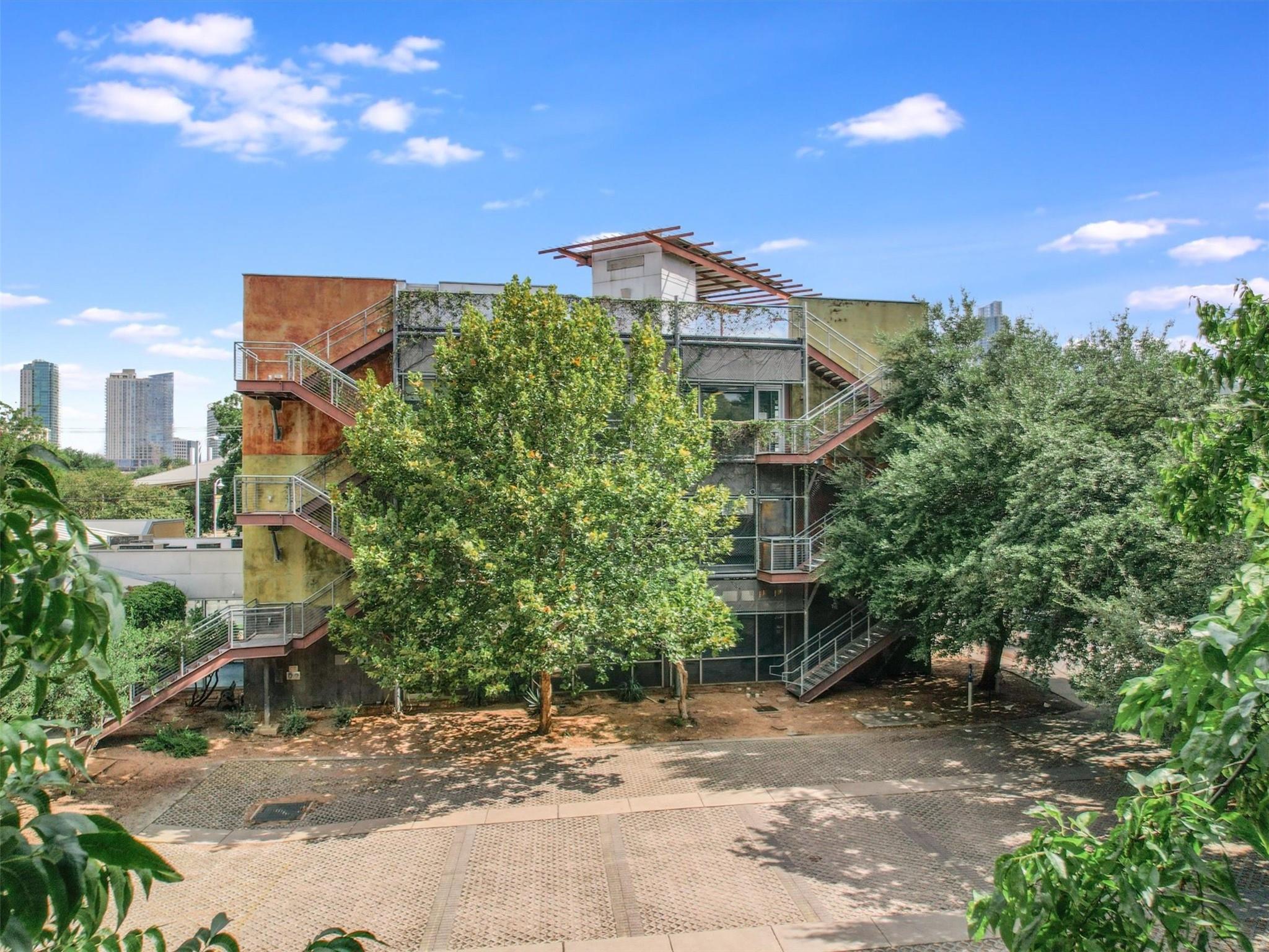 901 & 903 Barton Springs RD