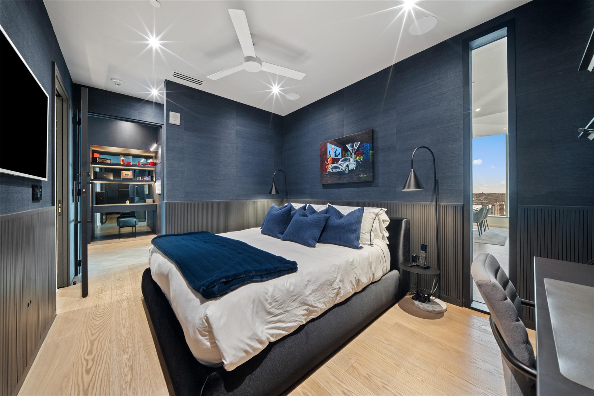 210 Lavaca ST # 2301