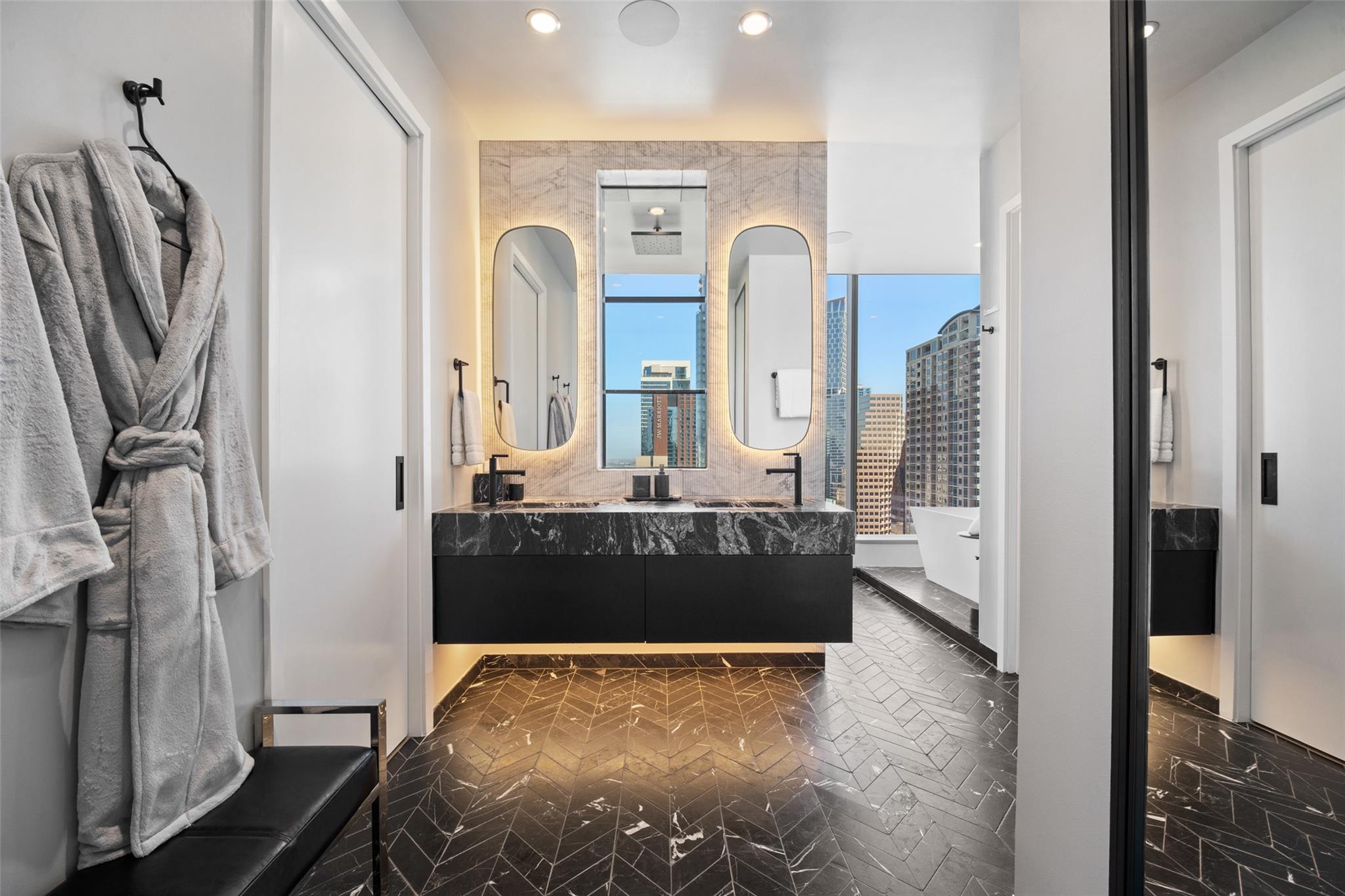 210 Lavaca ST # 2301