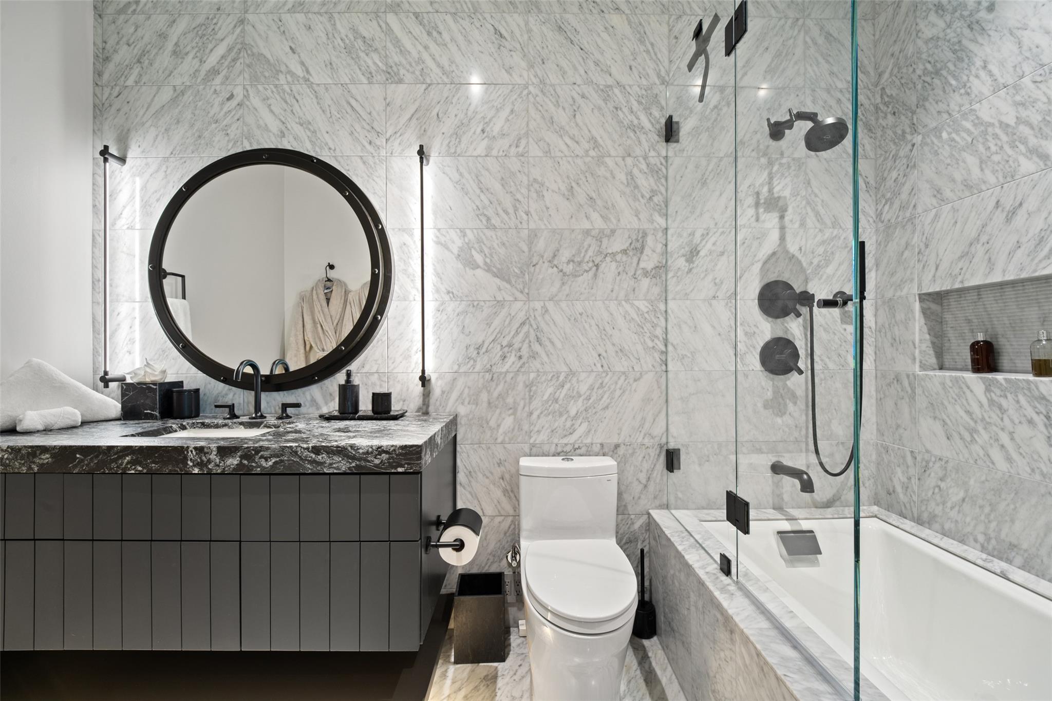 210 Lavaca ST # 2301