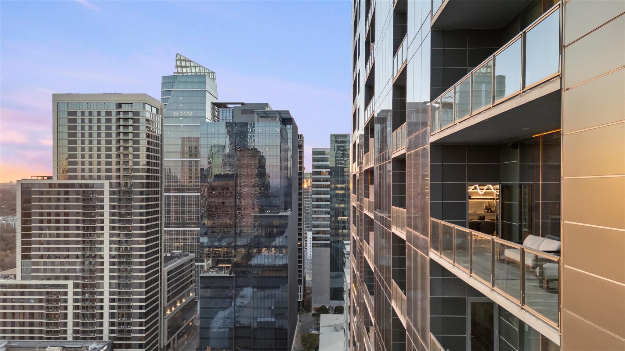 210 Lavaca ST # 2301