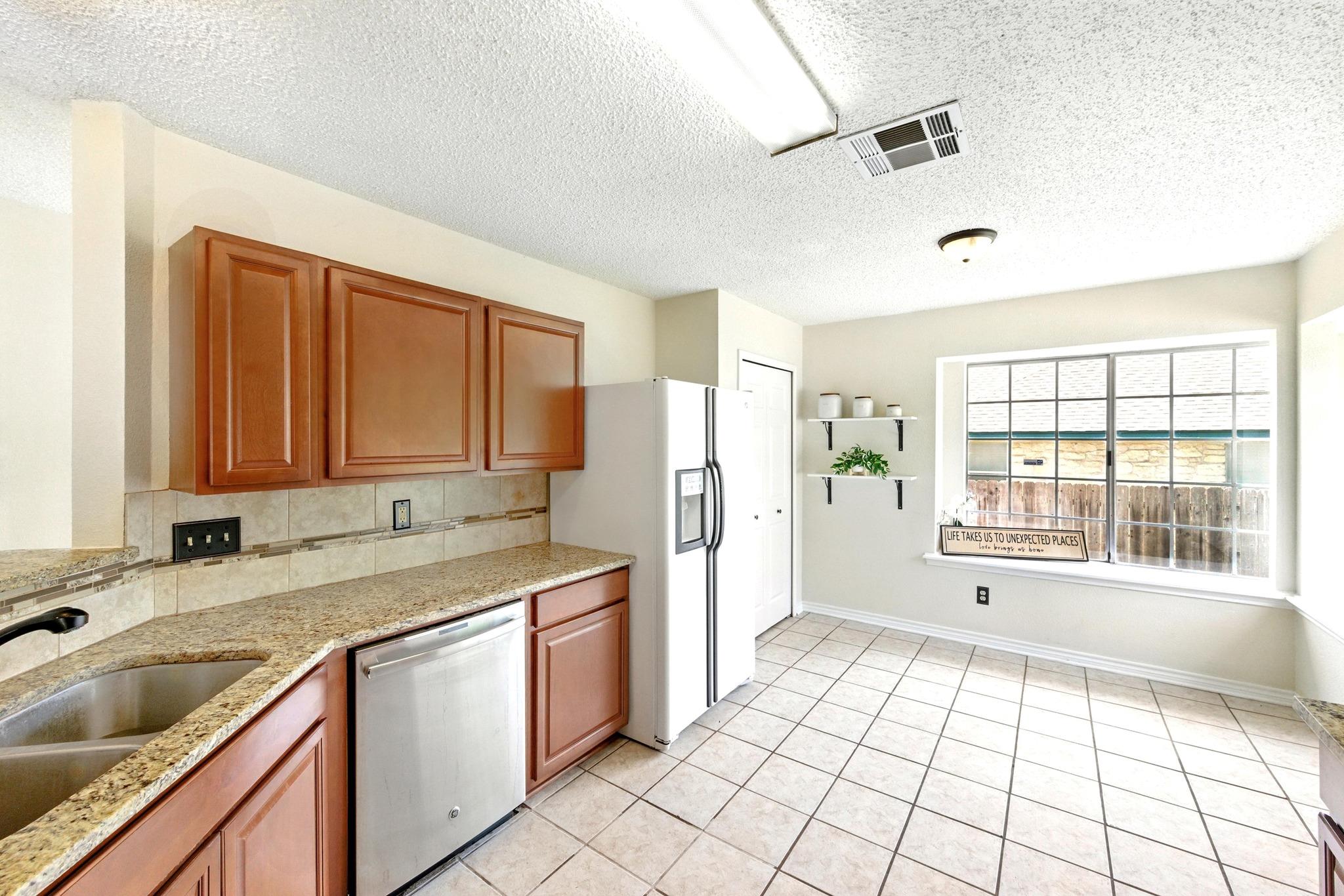 603 Cactus Bend DR