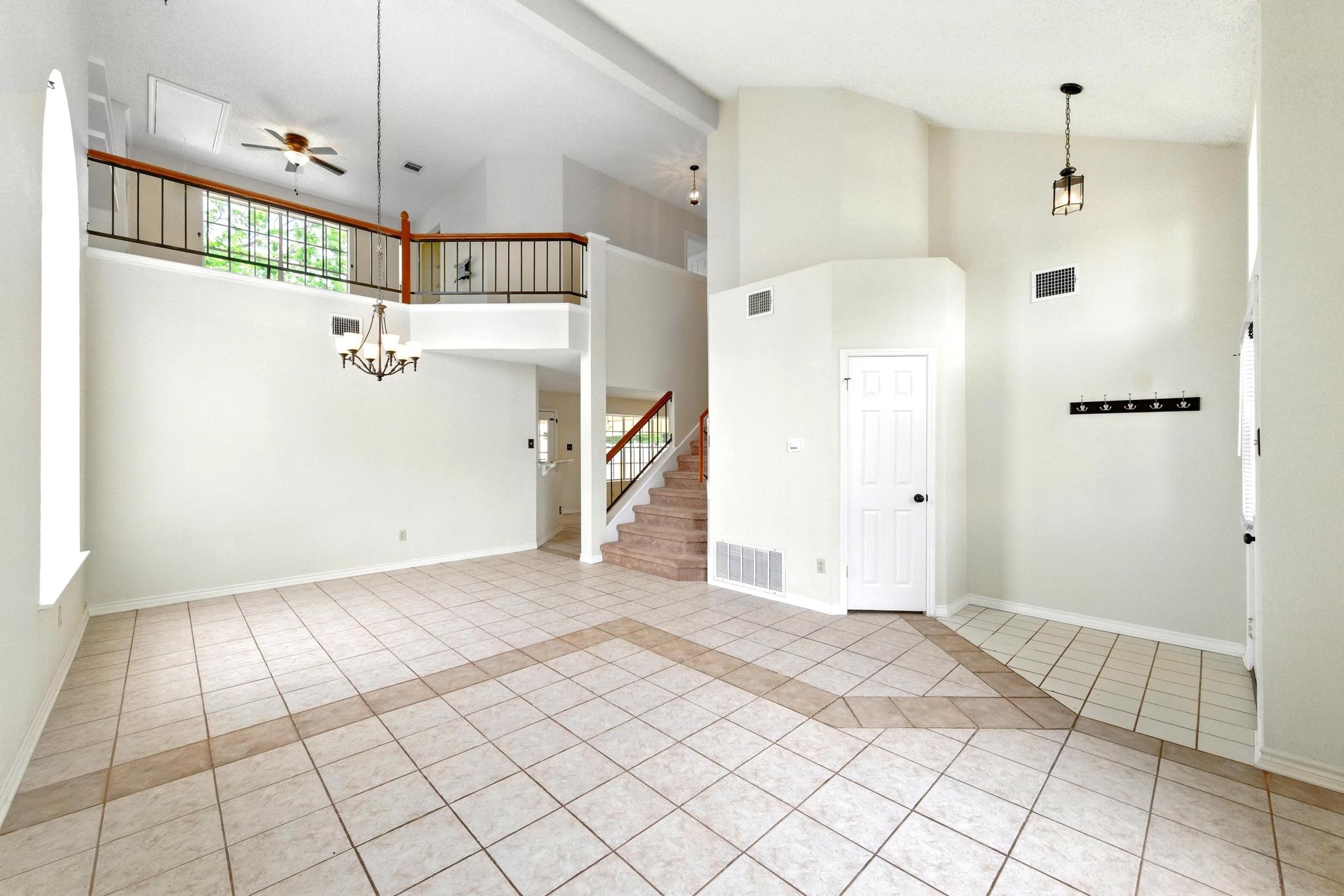 603 Cactus Bend DR