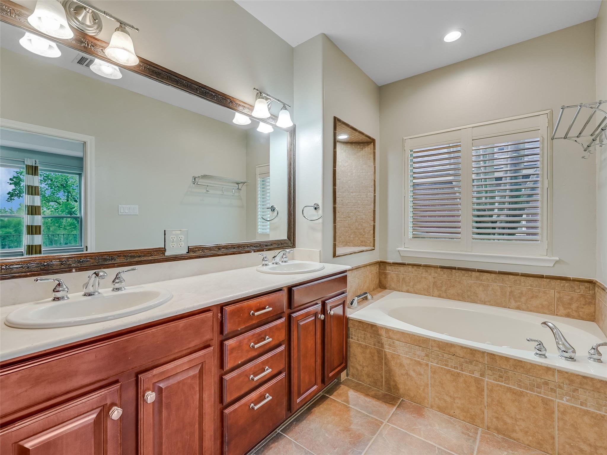 539 Colovista PKWY # C103