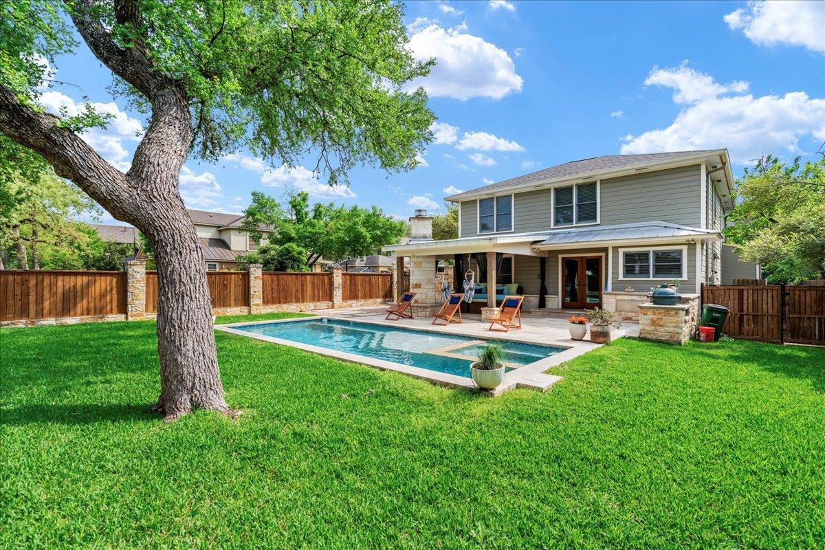 2210 Meadowbrook DR