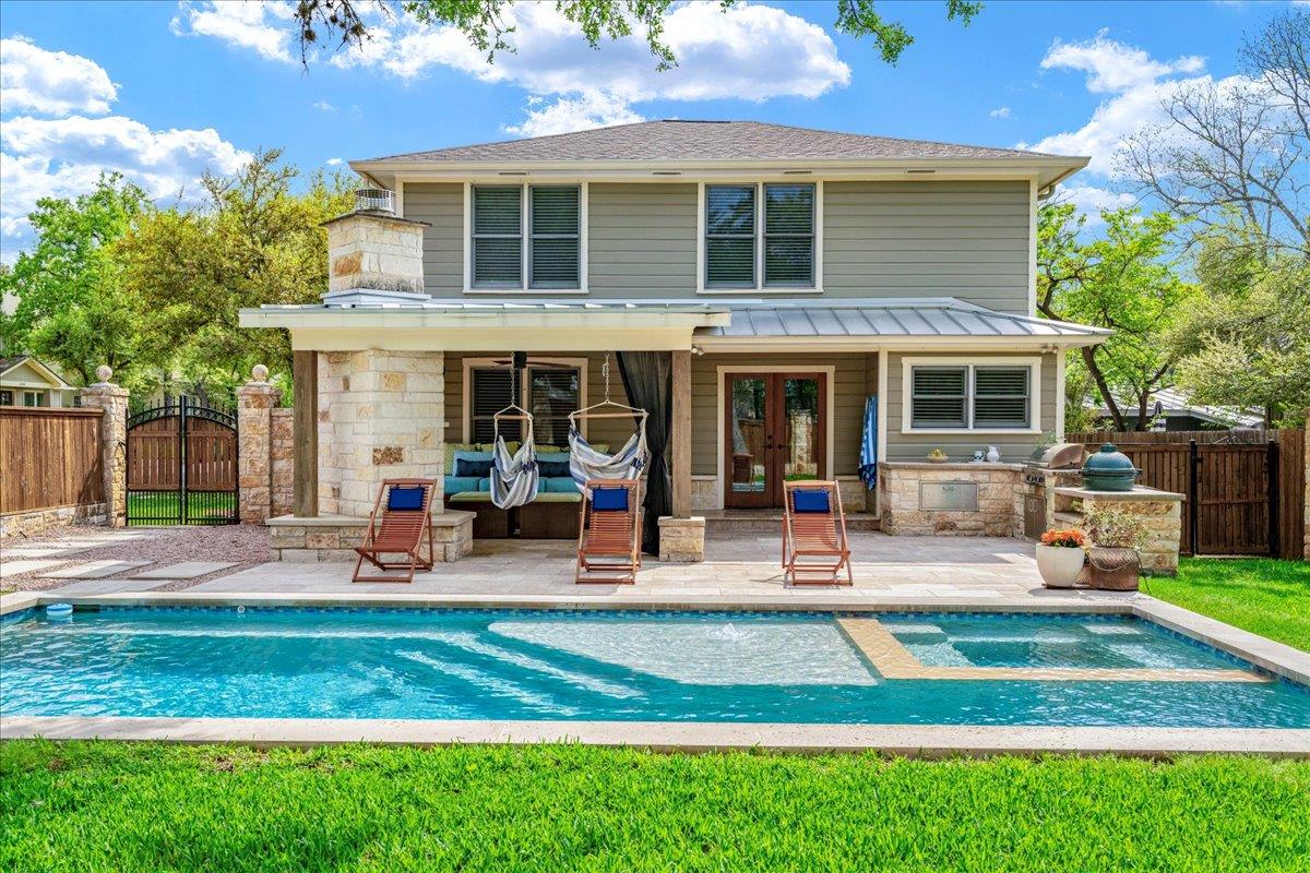 2210 Meadowbrook DR