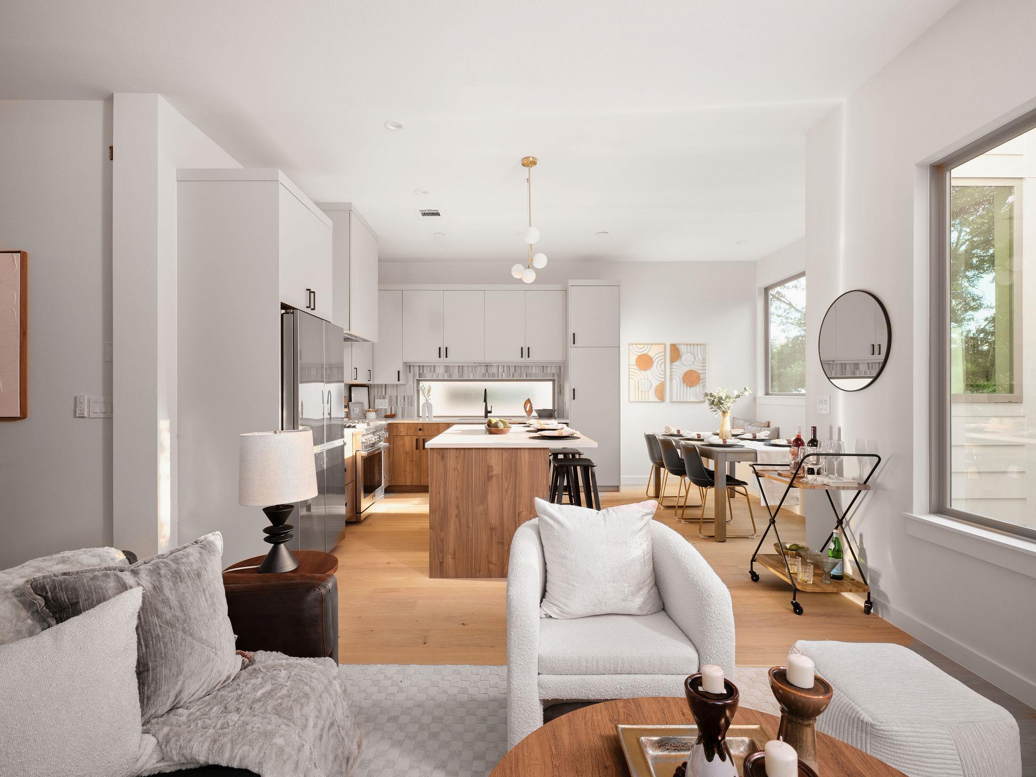 3208 Govalle Ave # 2