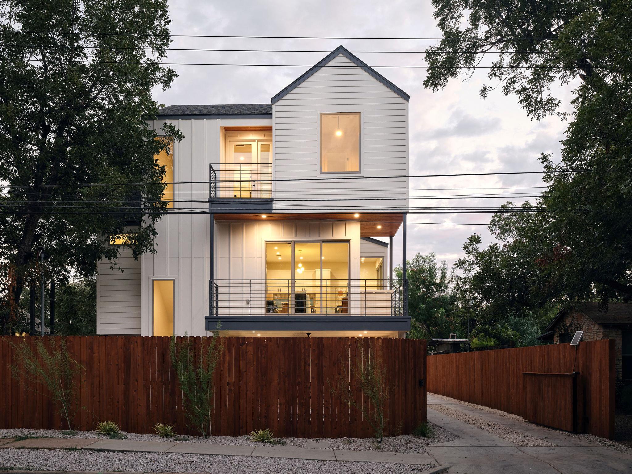 3208 Govalle Ave # 2