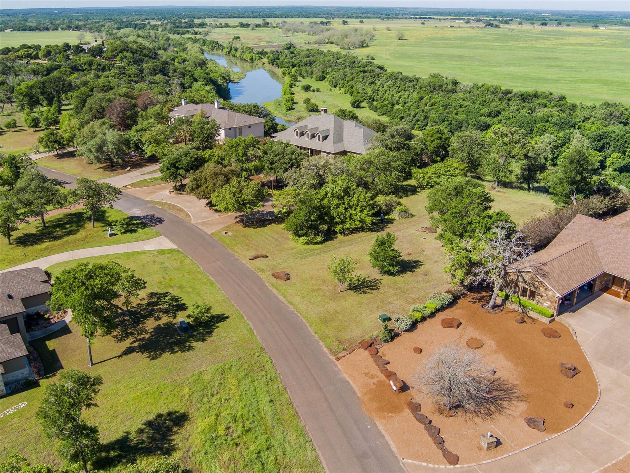 156 Riverwalk LN