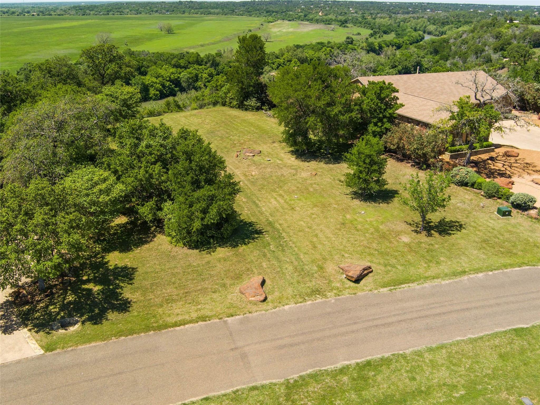 156 Riverwalk LN
