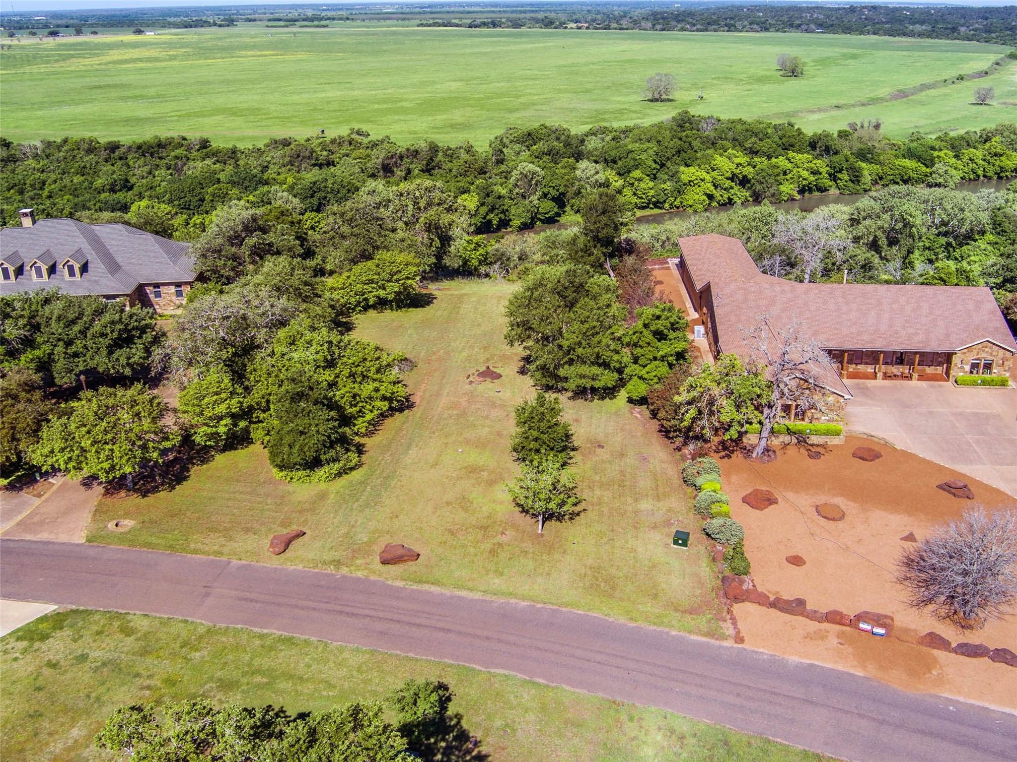 156 Riverwalk LN