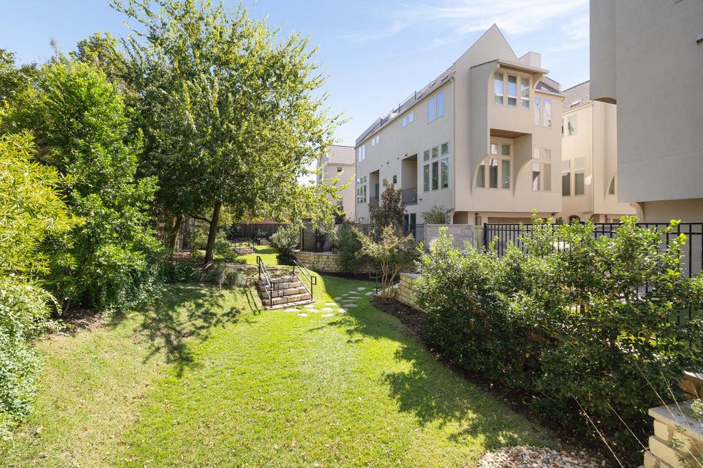 2300 Enfield RD # 303, Austin Unit: 303