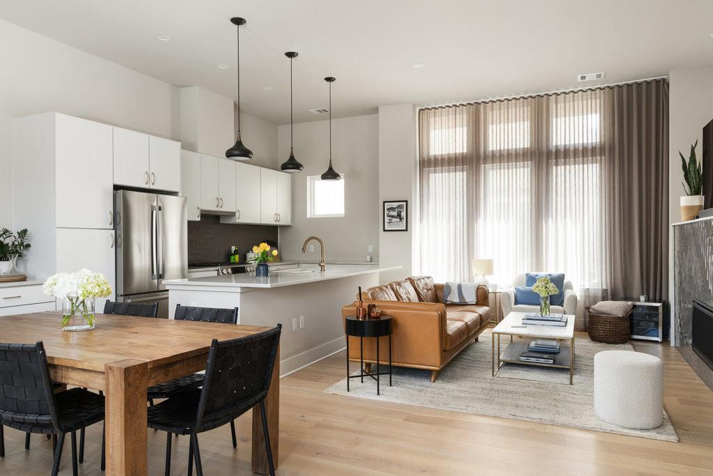 2300 Enfield RD # 303, Austin Unit: 303