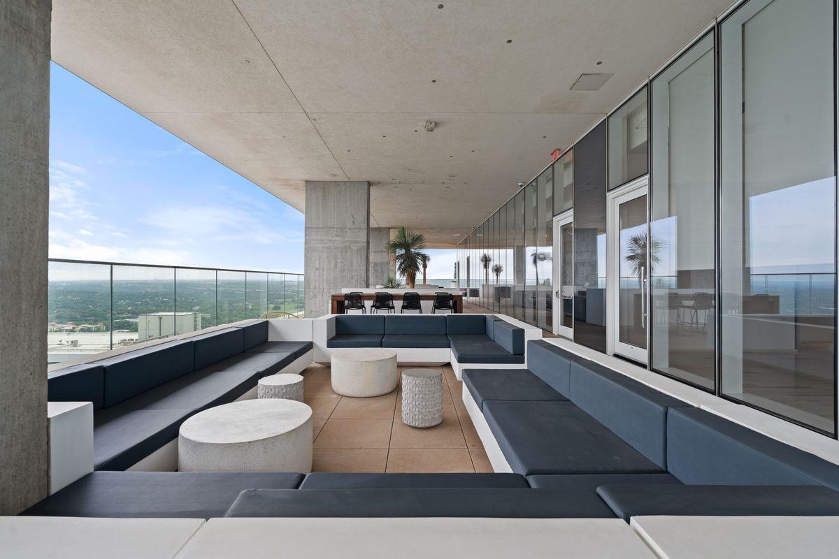 301 West Ave # 3802