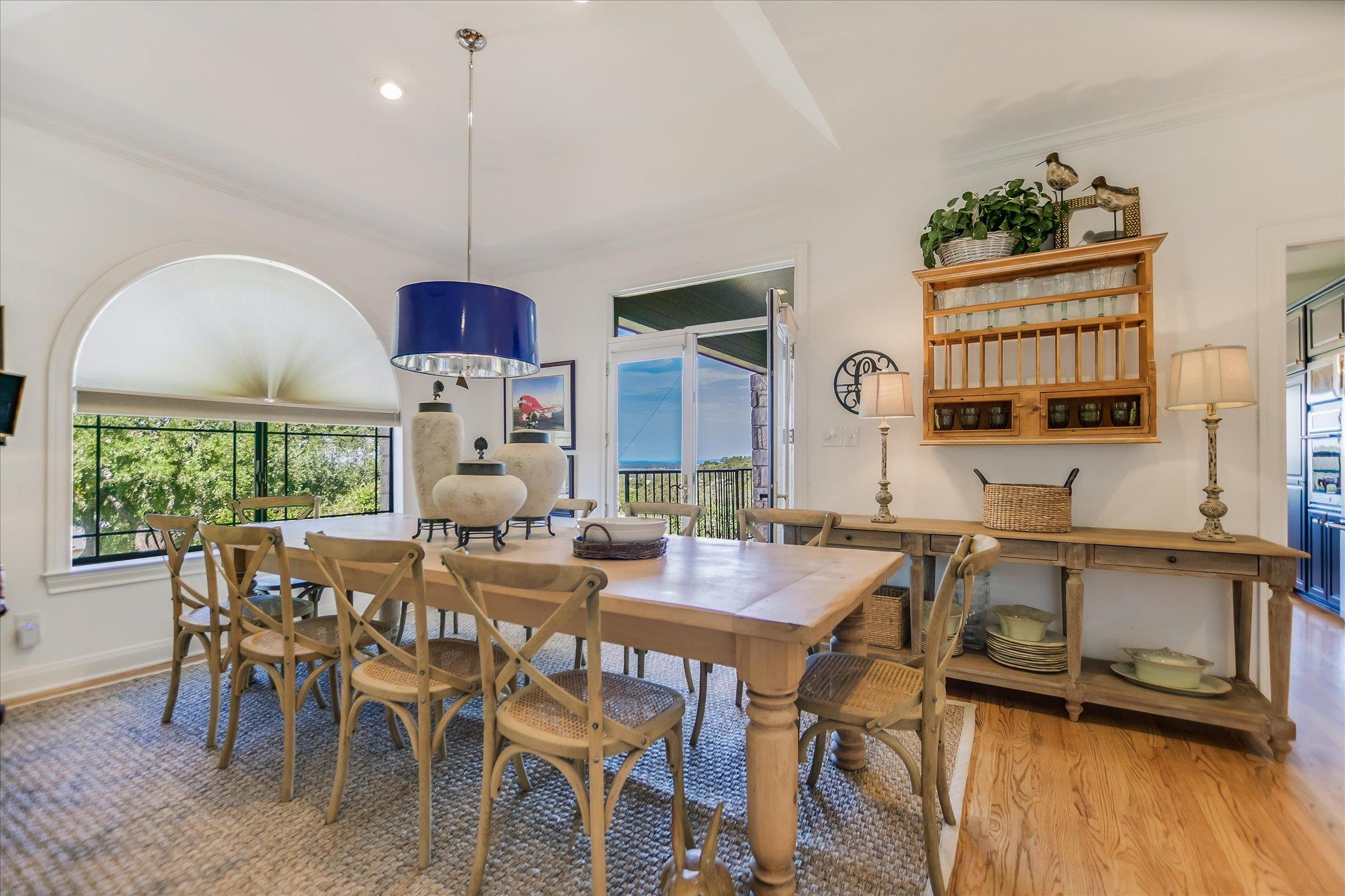 1311 Clayton Nolen DR