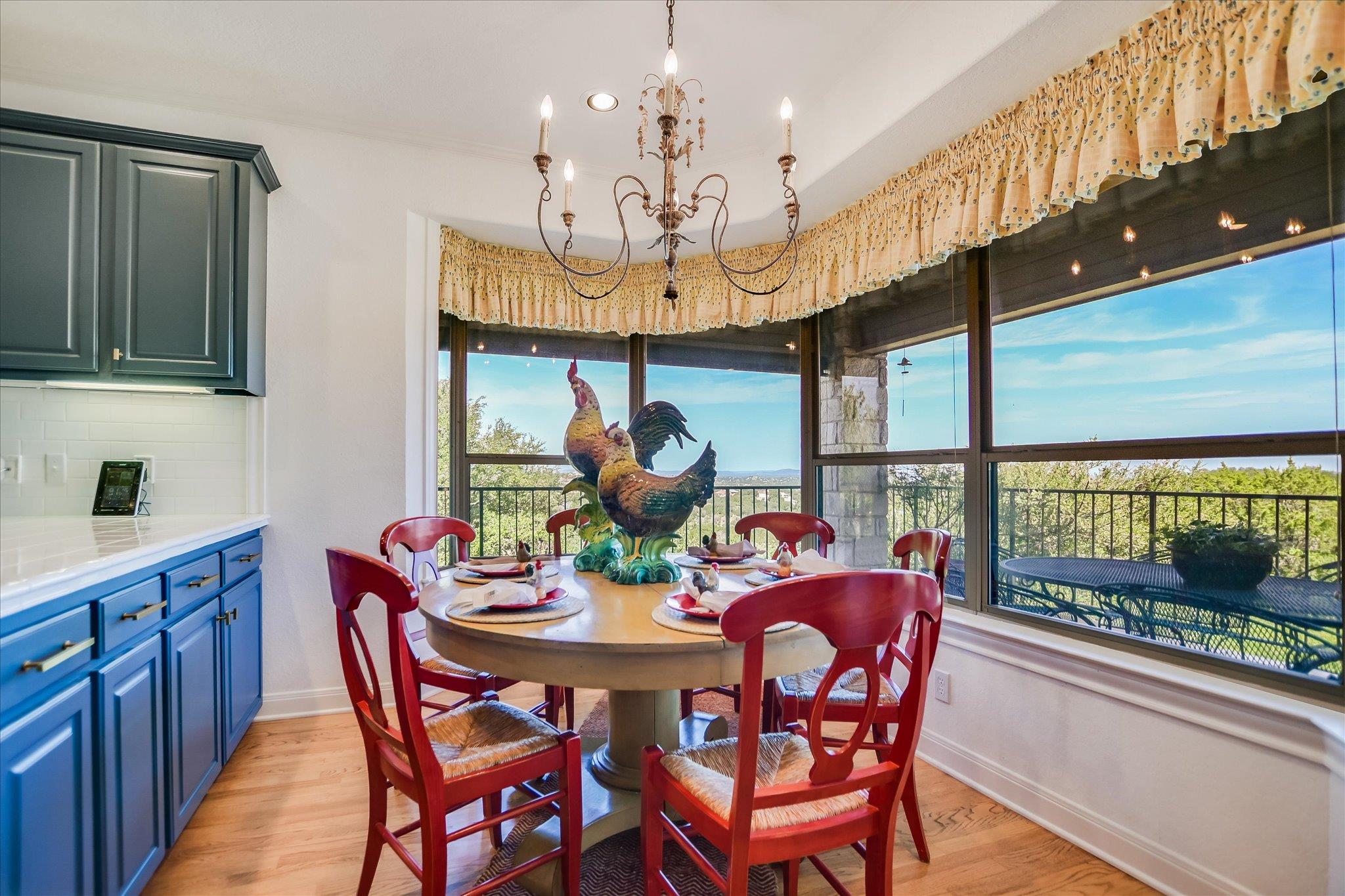 1311 Clayton Nolen DR