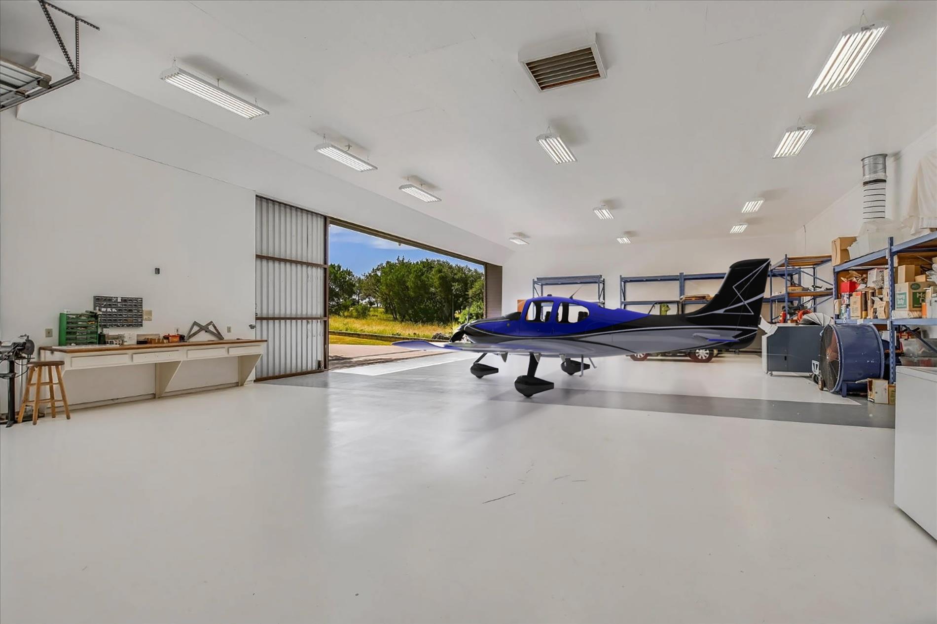 1311 Clayton Nolen DR