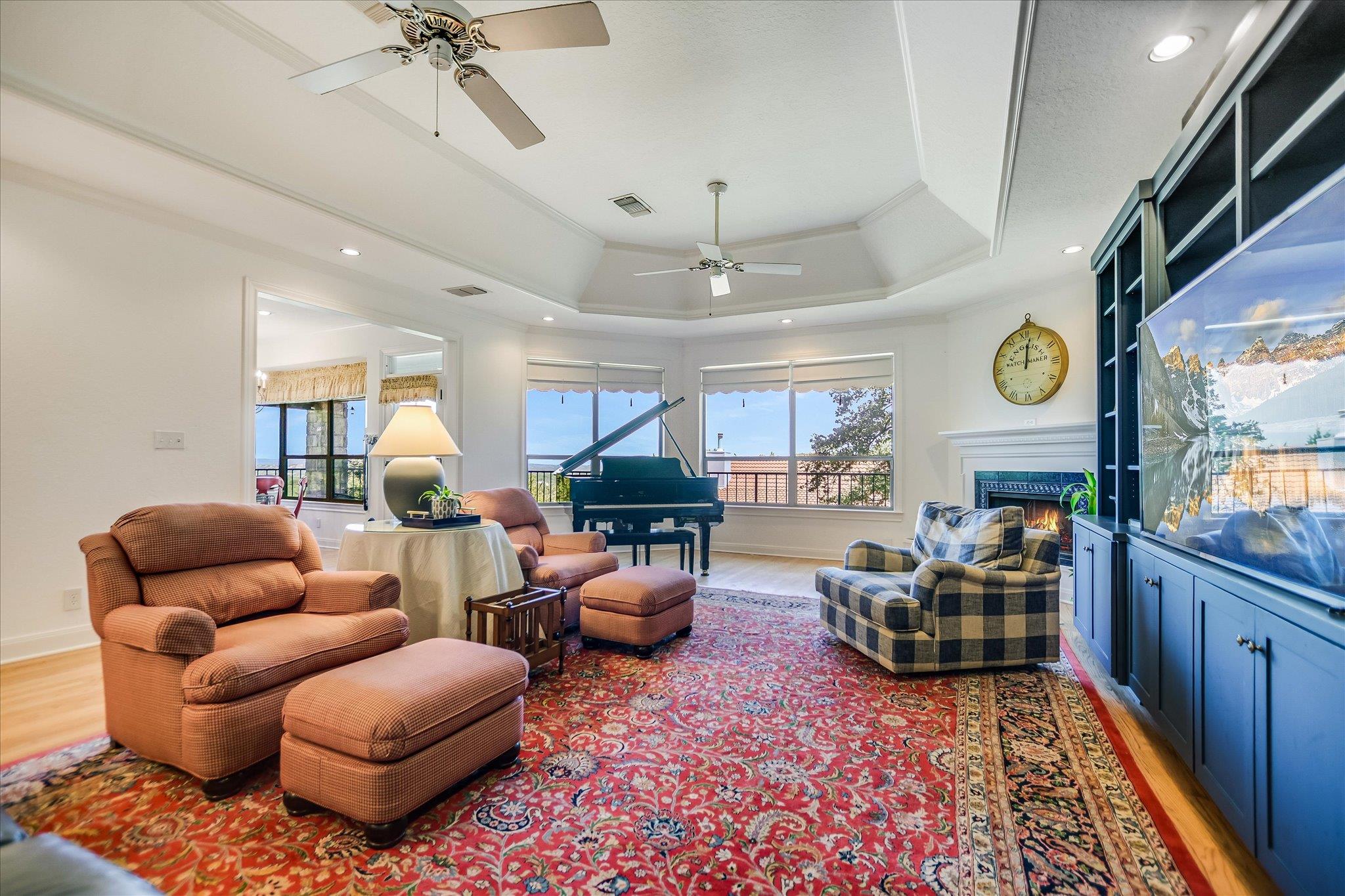 1311 Clayton Nolen DR