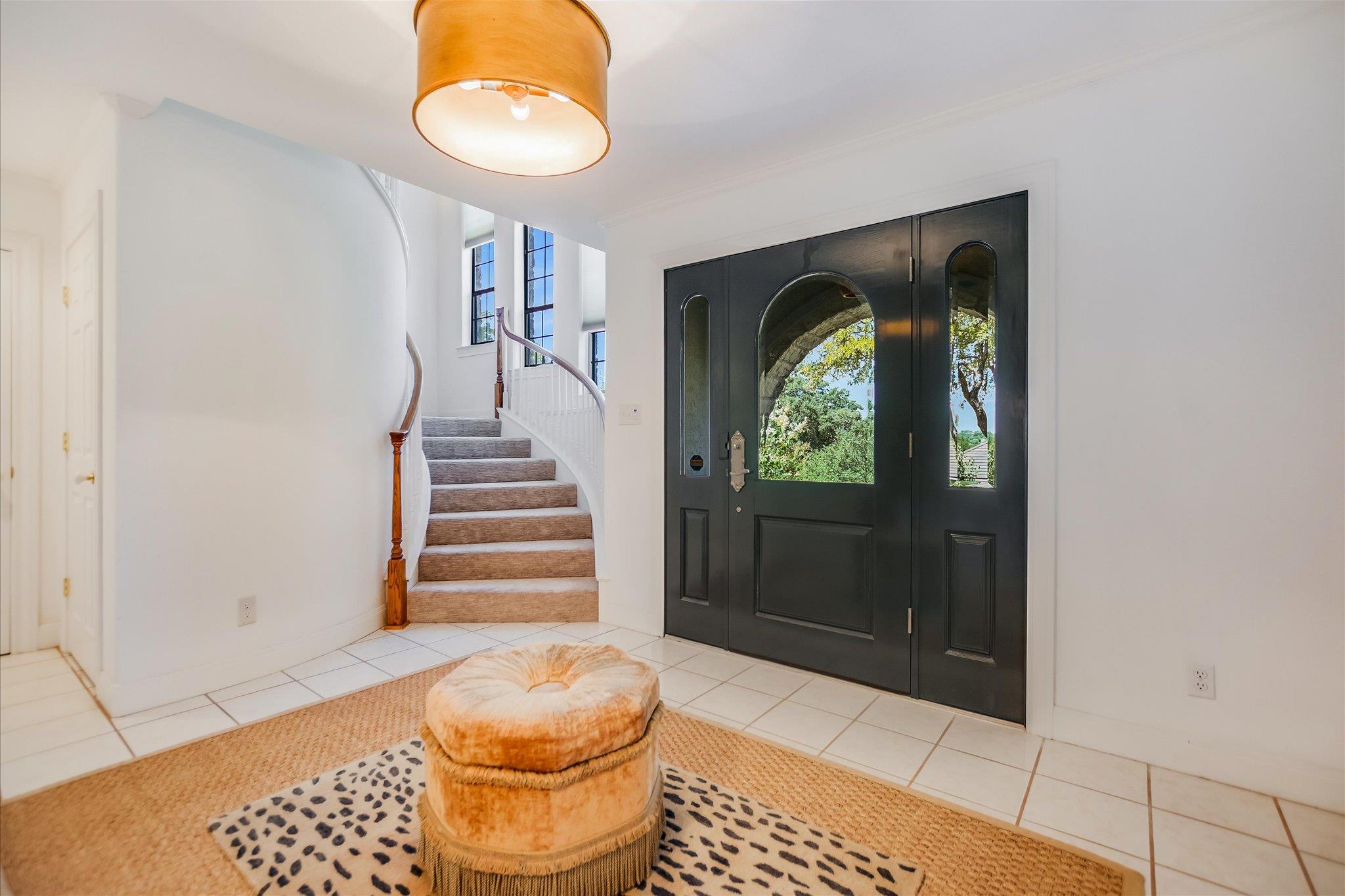 1311 Clayton Nolen DR