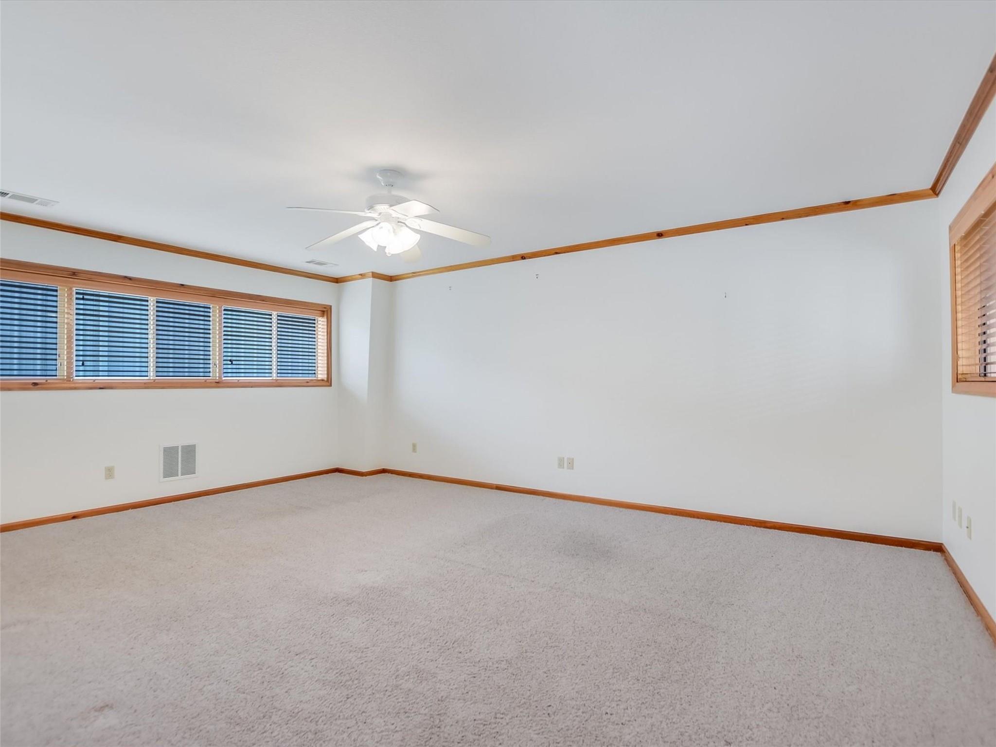 108 Mooney CIR