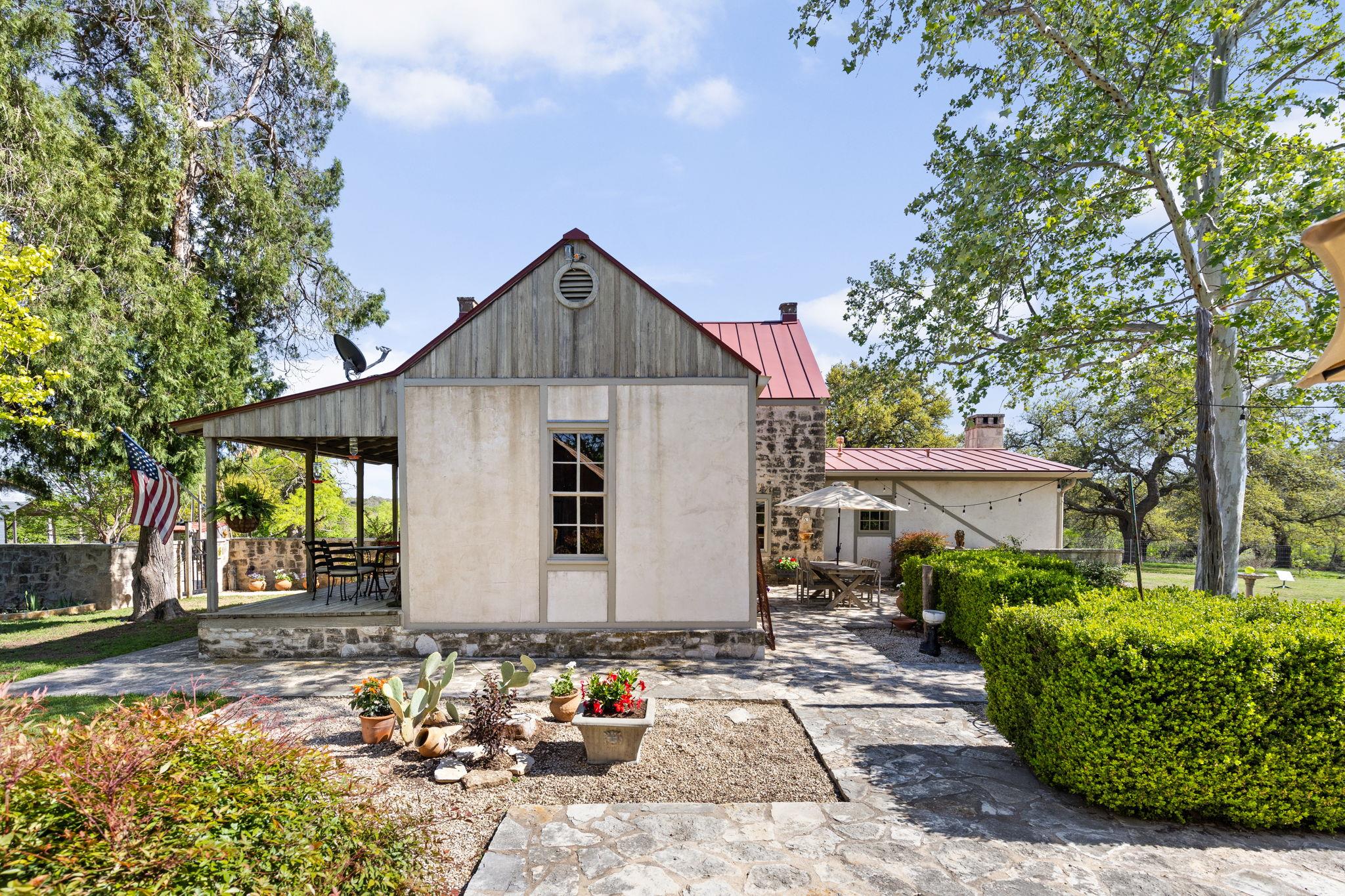 6754 Grape Creek RD