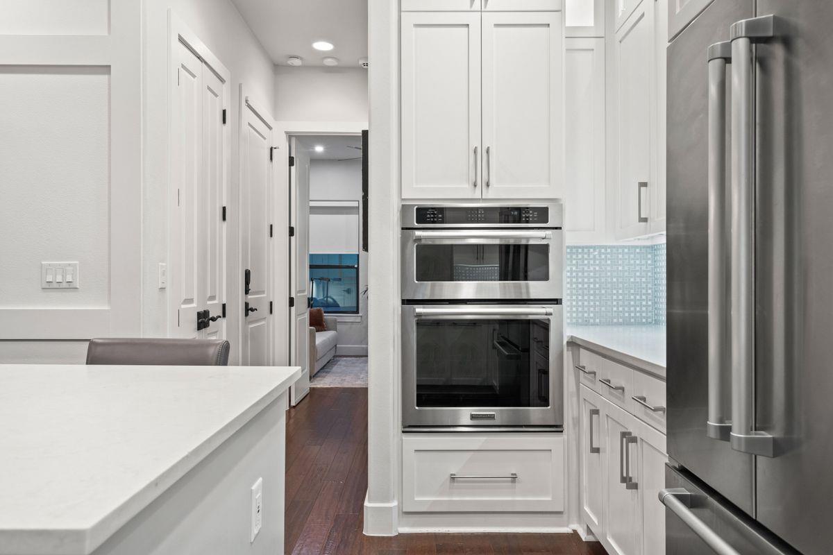 2811 Del Curto RD # A