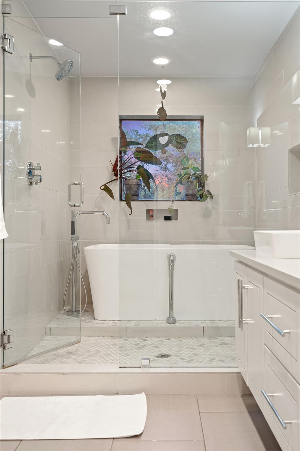 2811 Del Curto RD # A