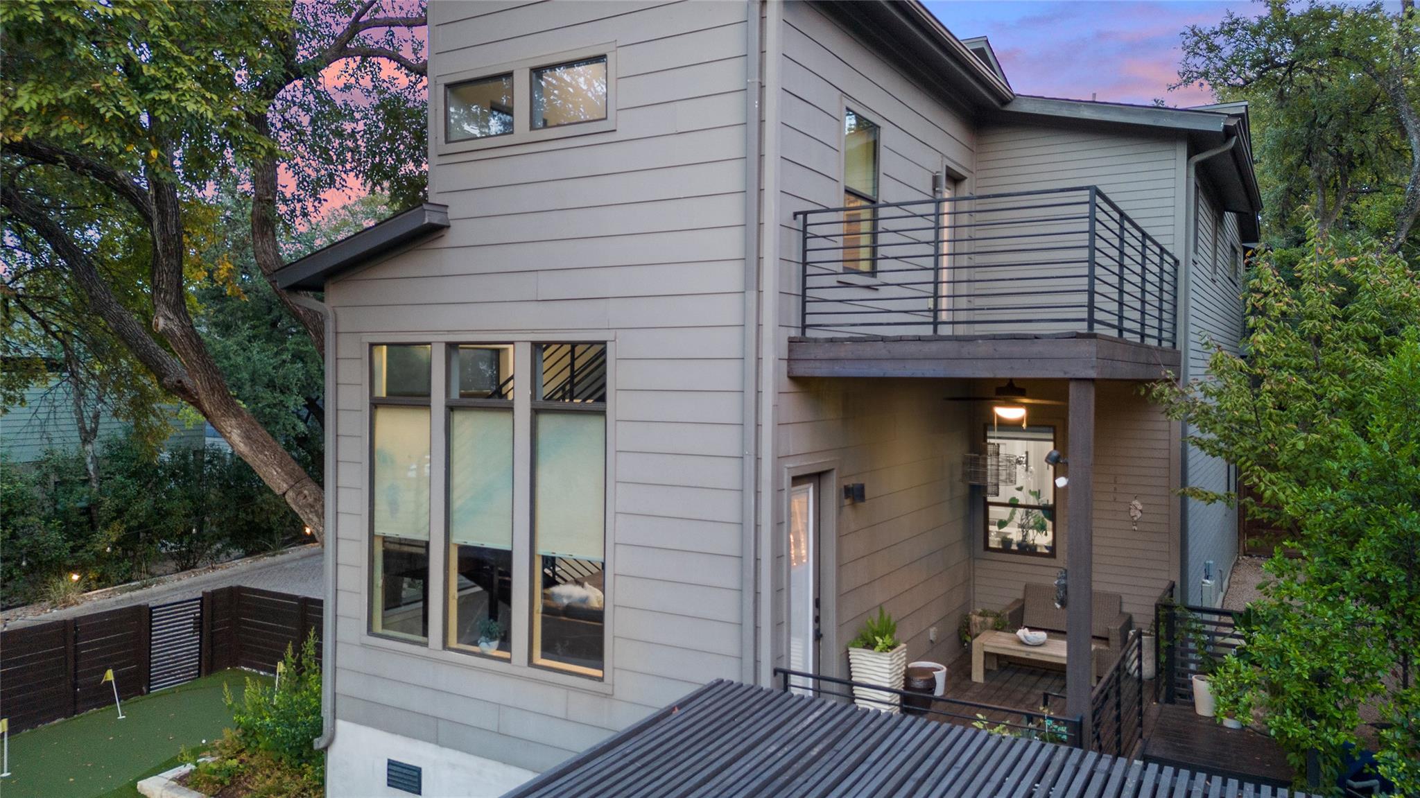 2811 Del Curto RD # A