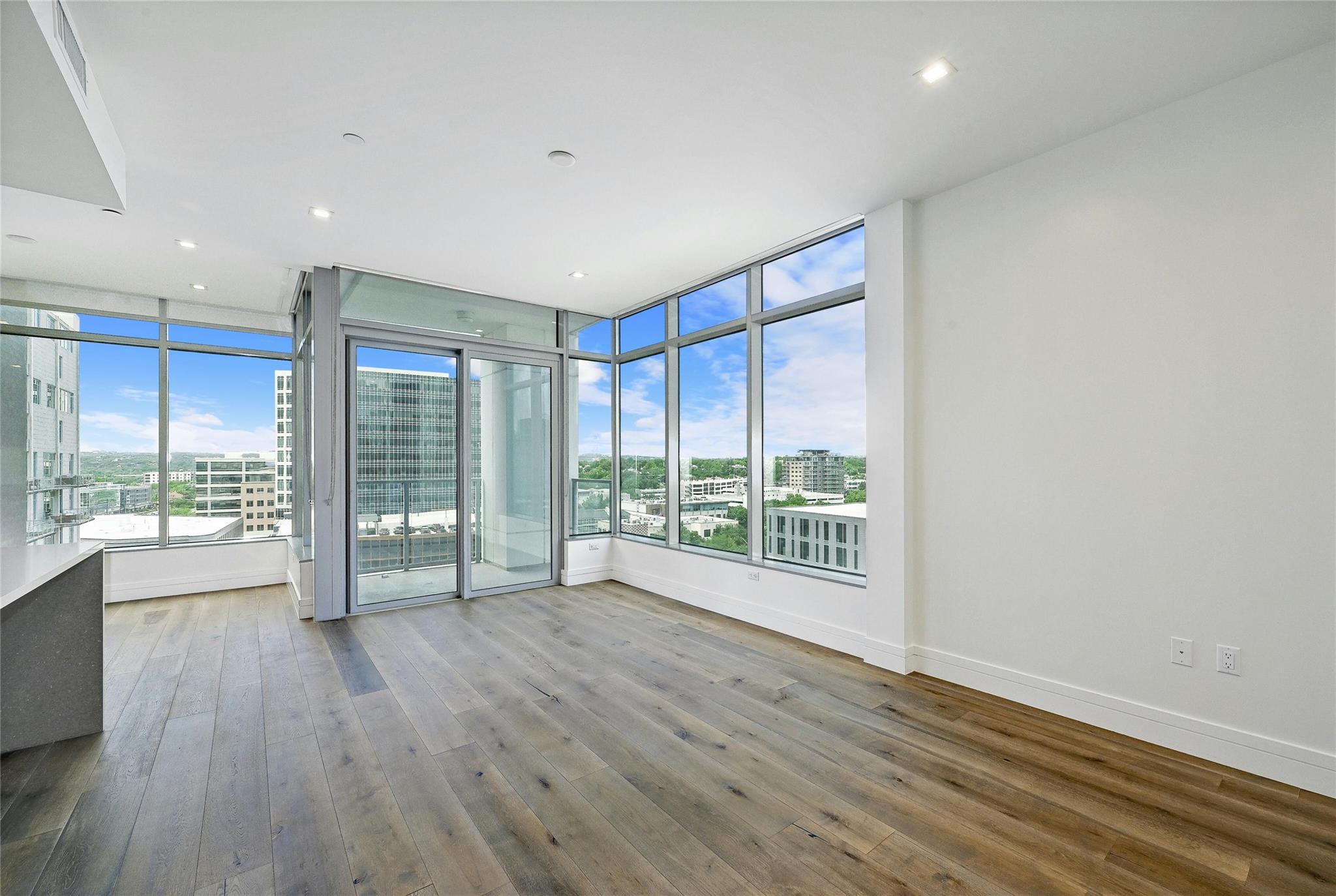 501 West Ave # 1104