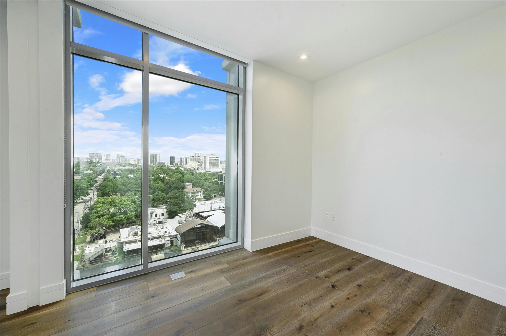 501 West Ave # 1104