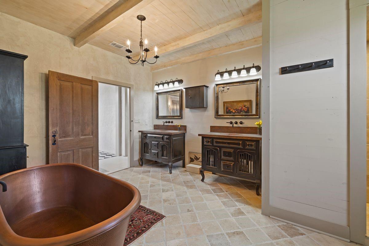 700 N. Wood Hills DR