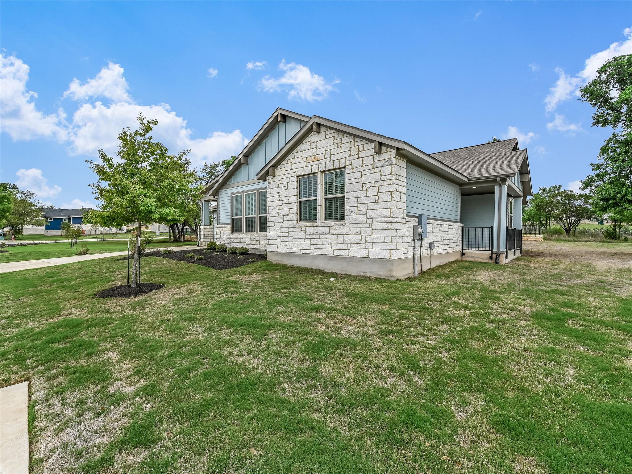 128 Charming Redbud LN