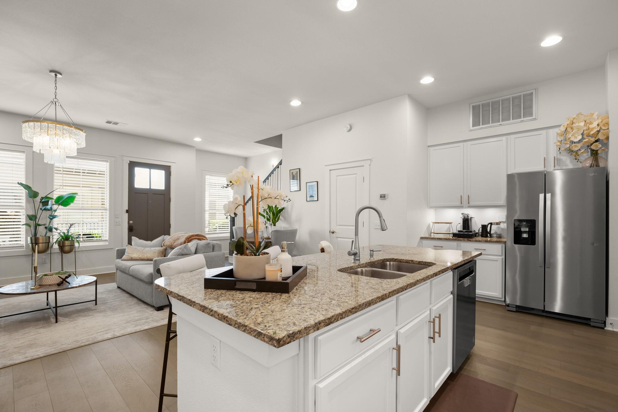 2520 Bluebonnet LN # 32