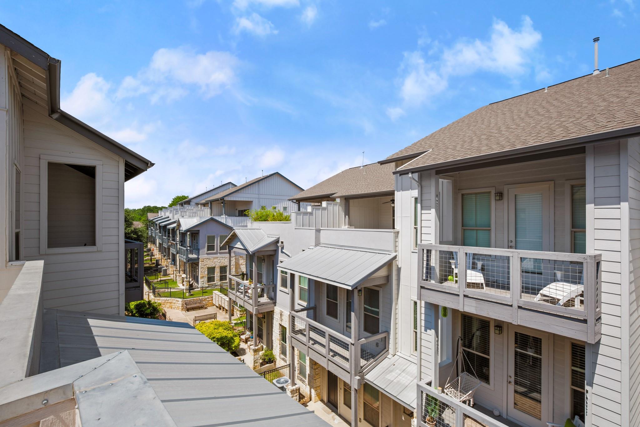 2520 Bluebonnet LN # 32