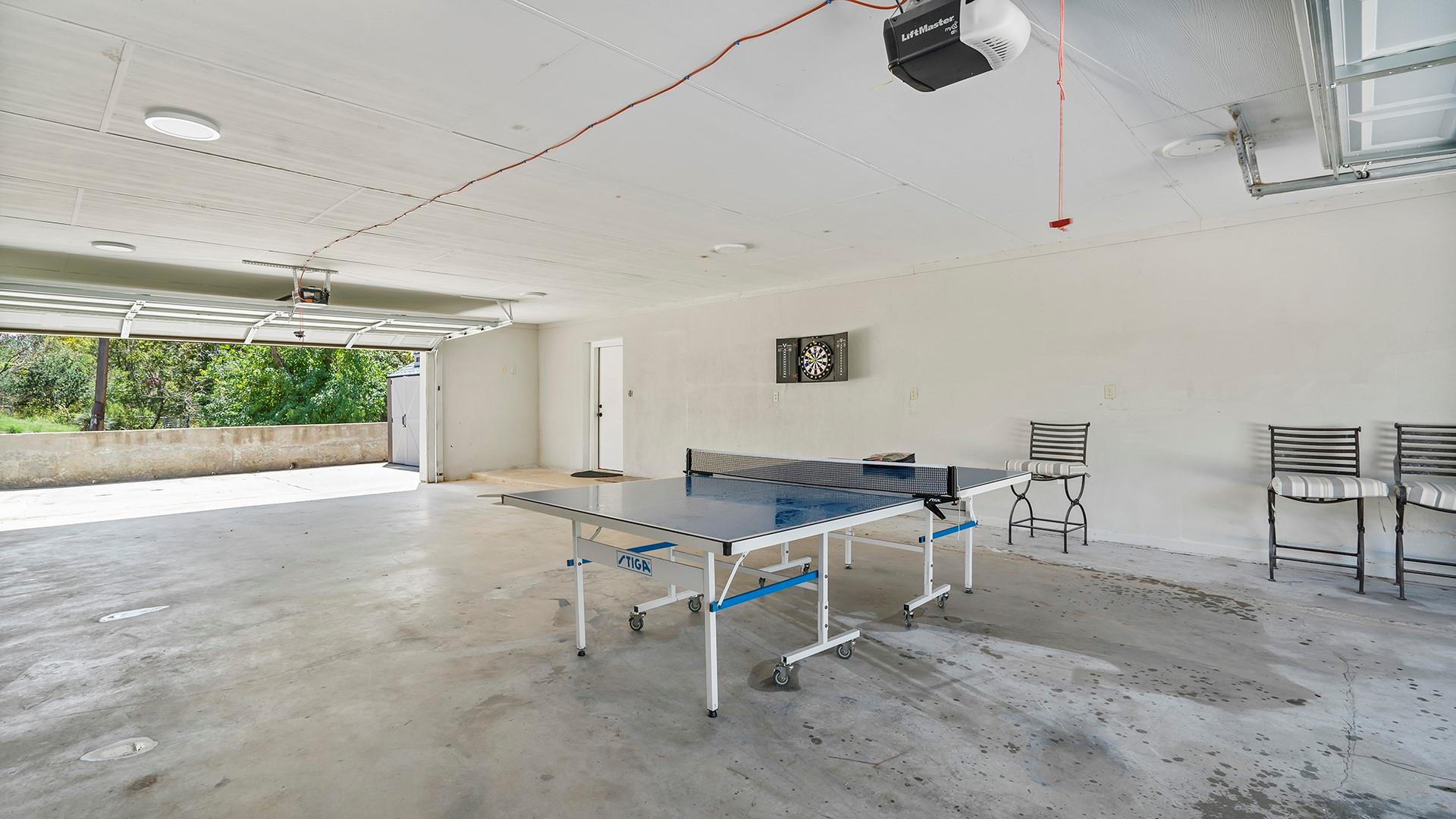 302 Green Acres DR