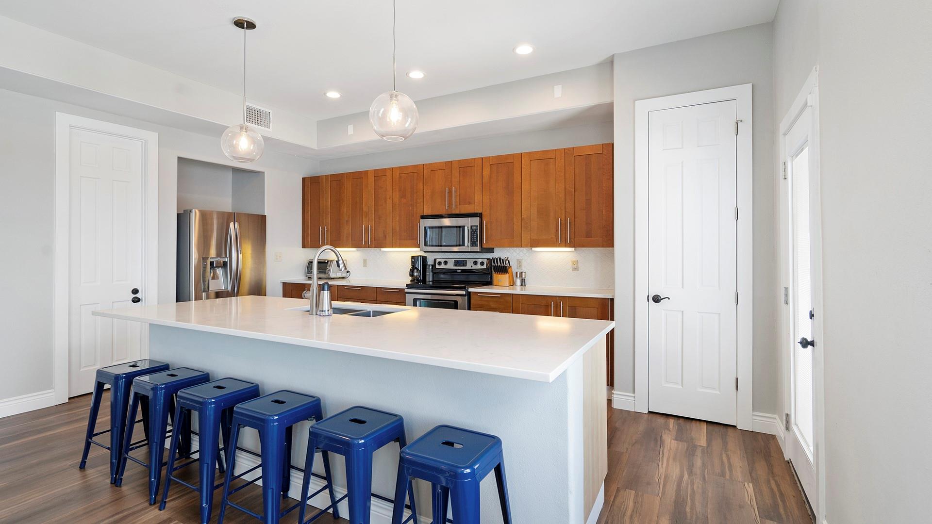 302 Green Acres DR
