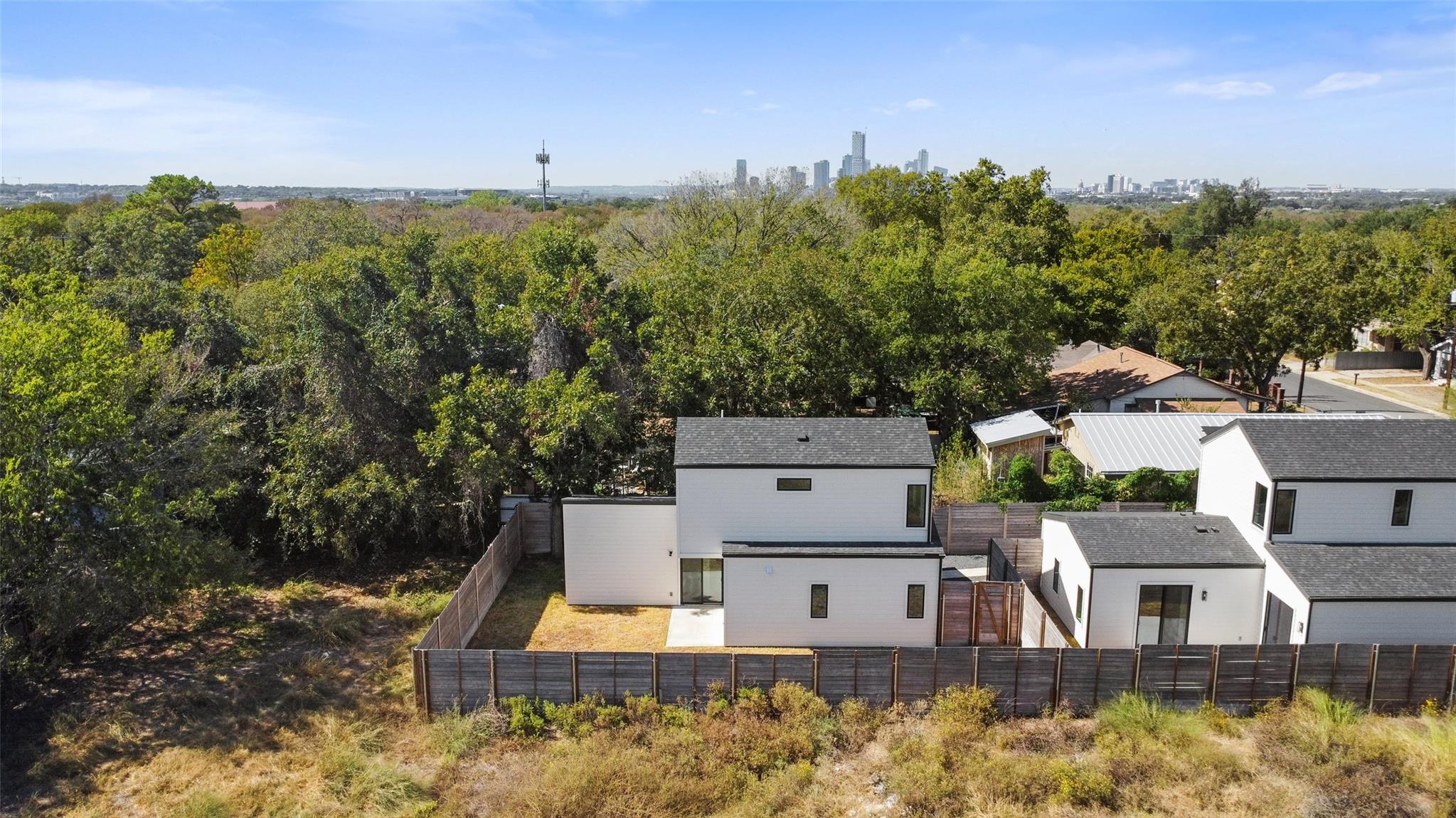 6117 Richardson LN # 2