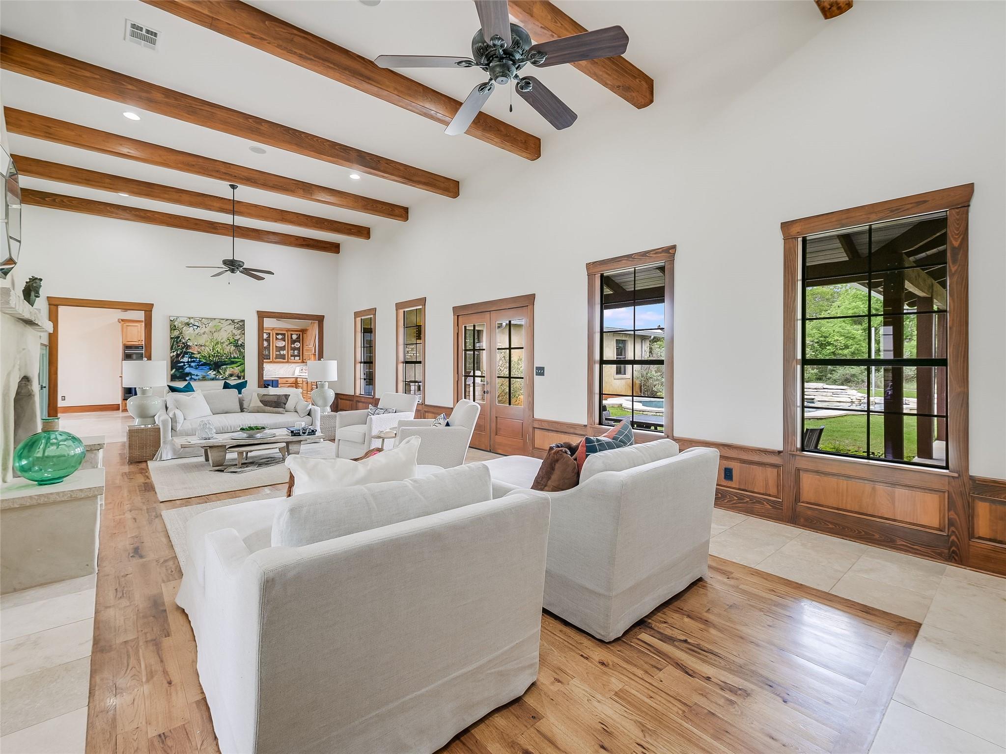 424 Hidden Creek DR