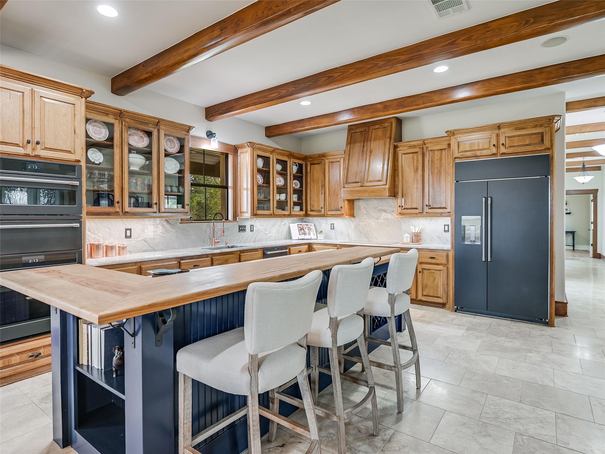 424 Hidden Creek DR