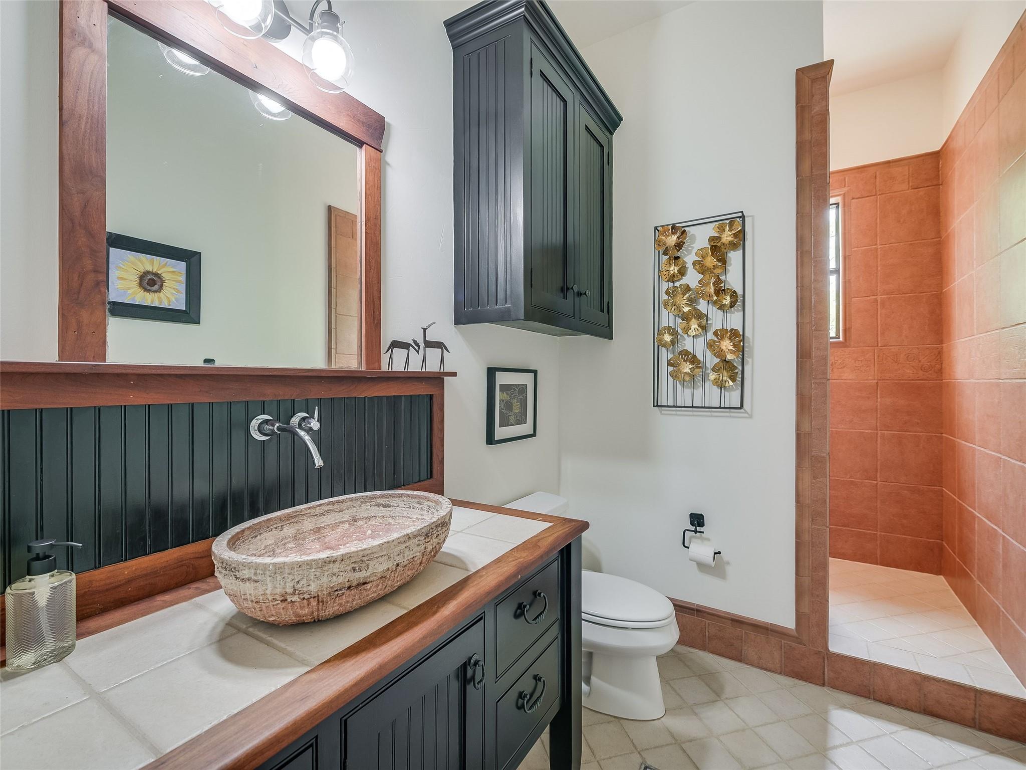 424 Hidden Creek DR
