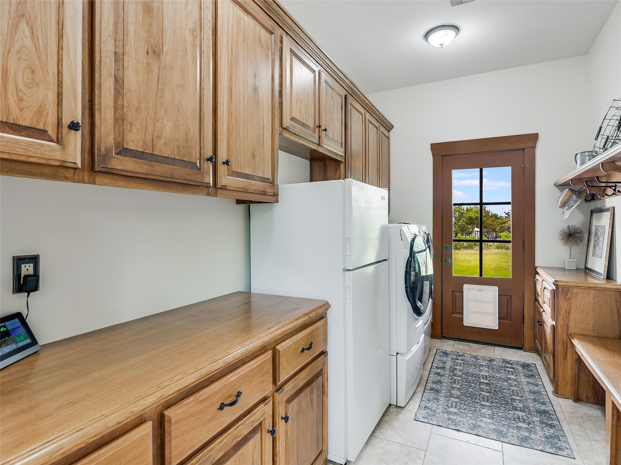 424 Hidden Creek DR