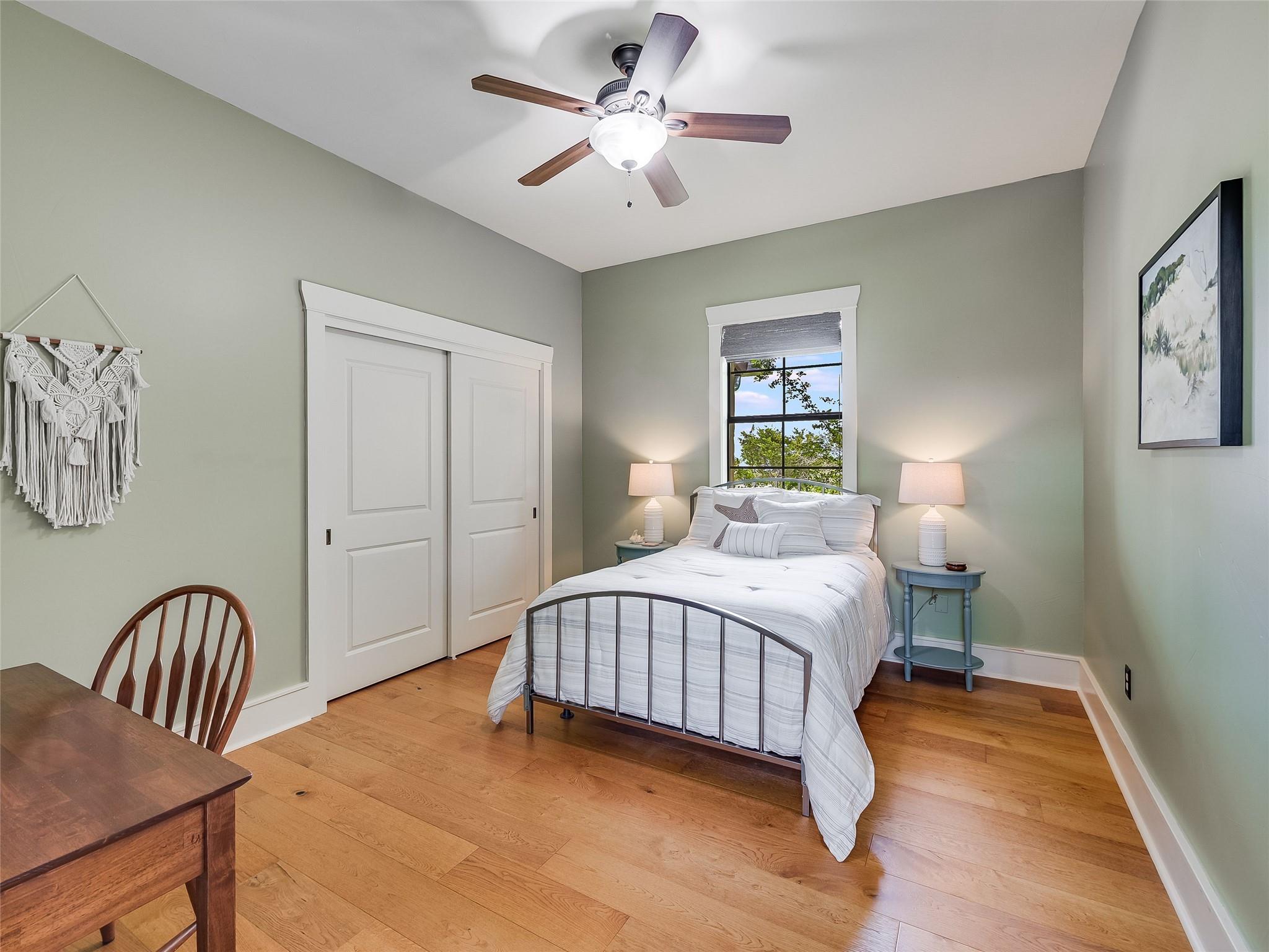 424 Hidden Creek DR