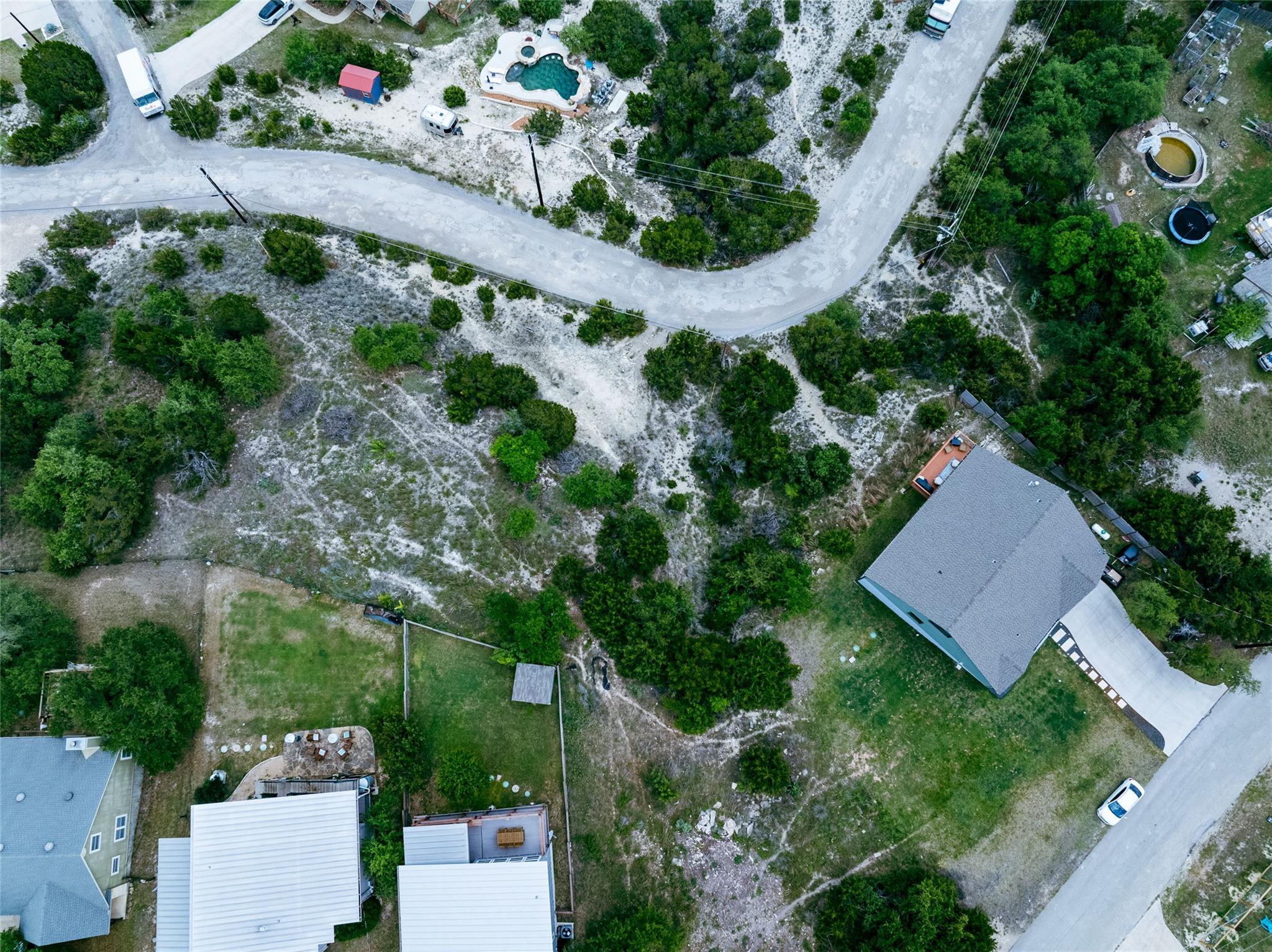10704 Lake Park DR