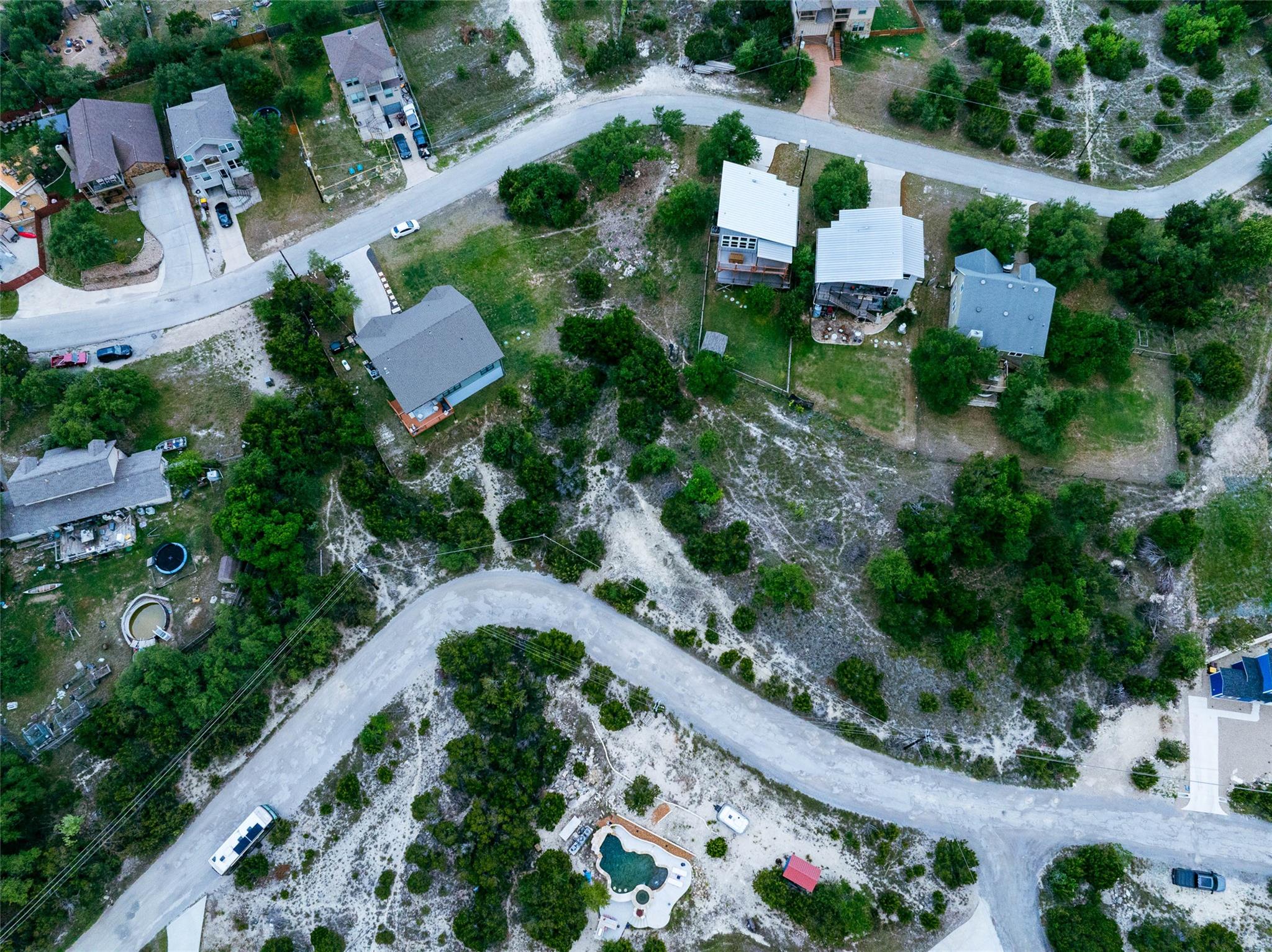 10704 Lake Park DR