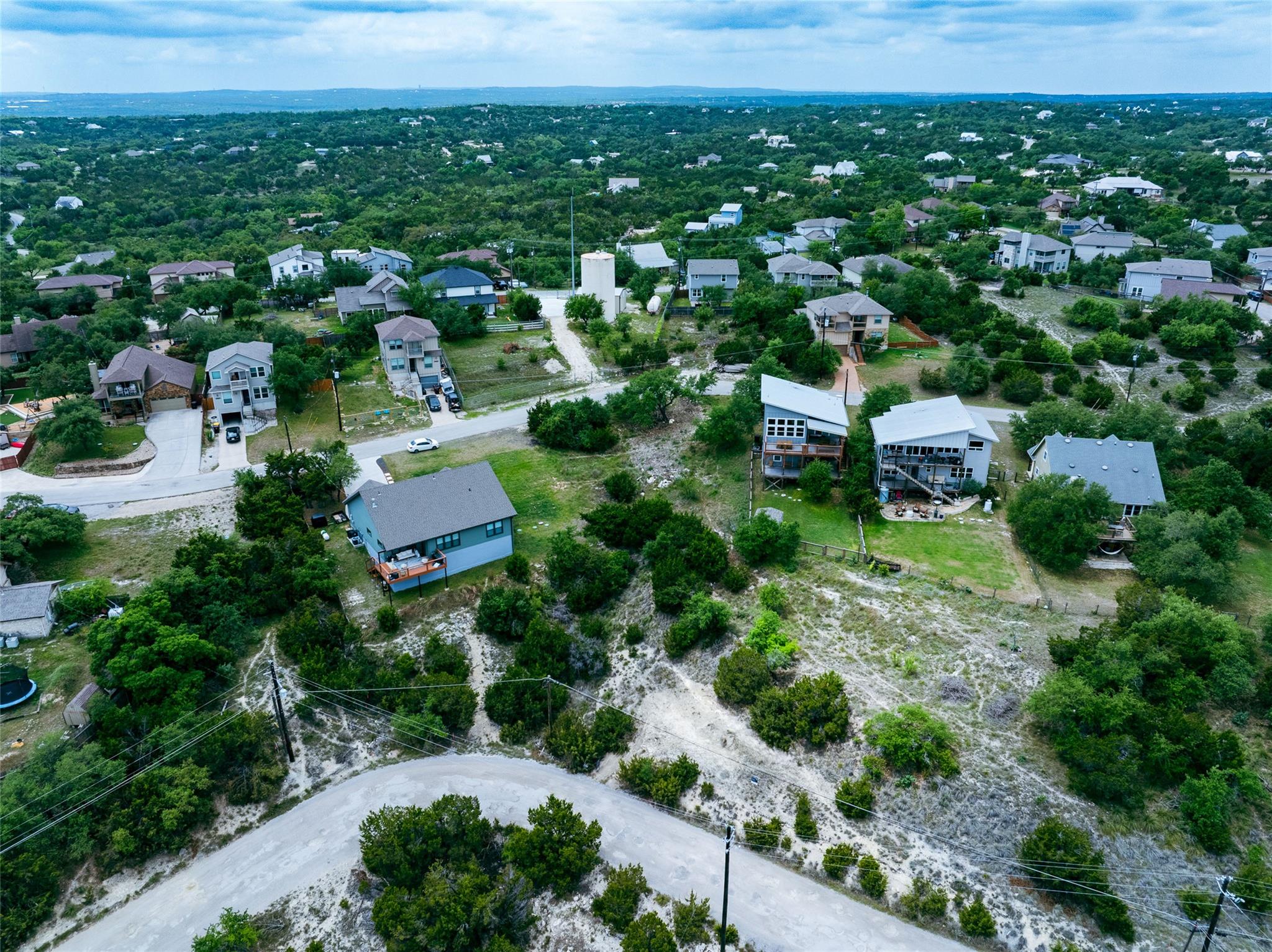 10704 Lake Park DR