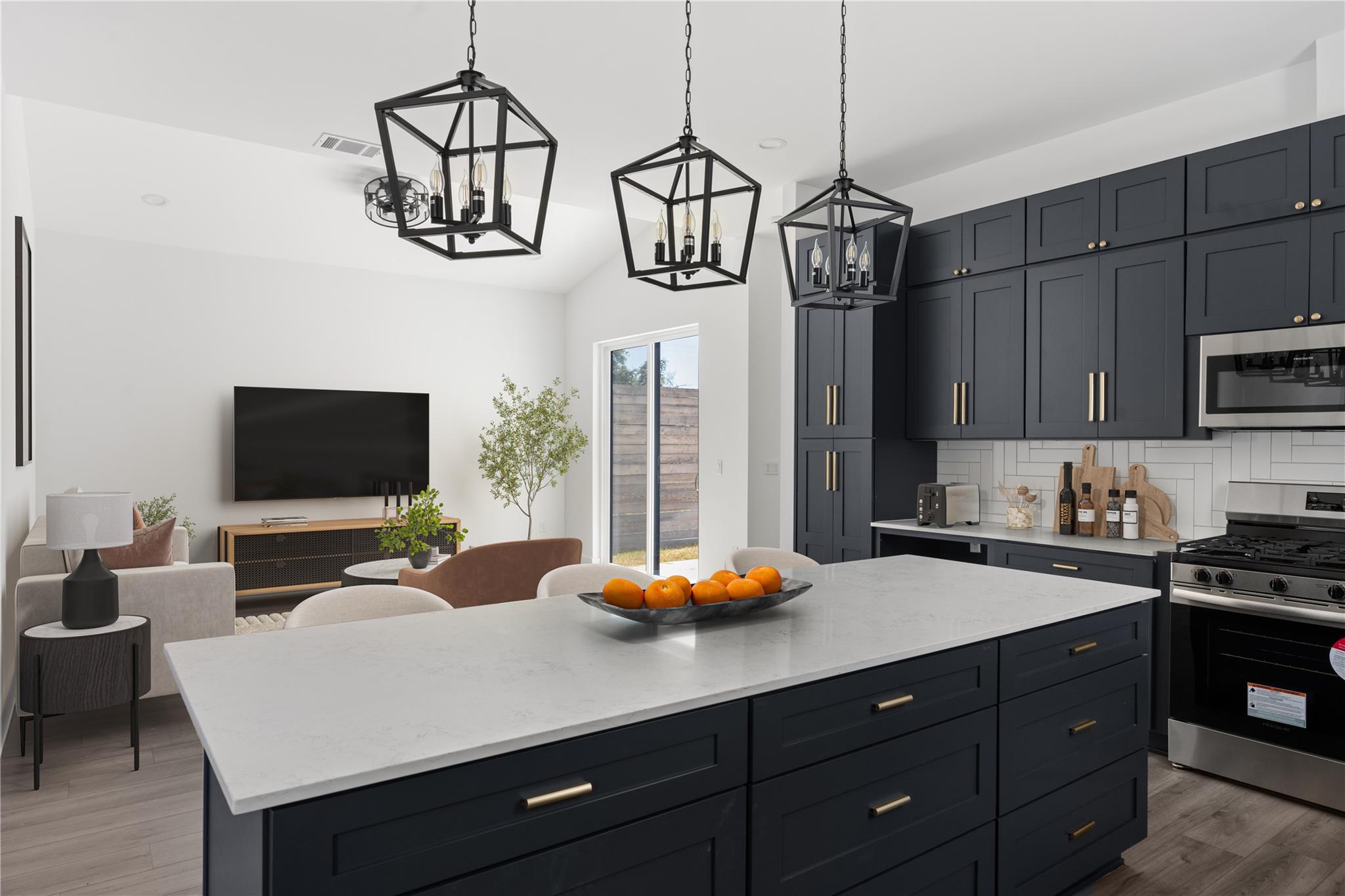 6117 Richardson LN # 1